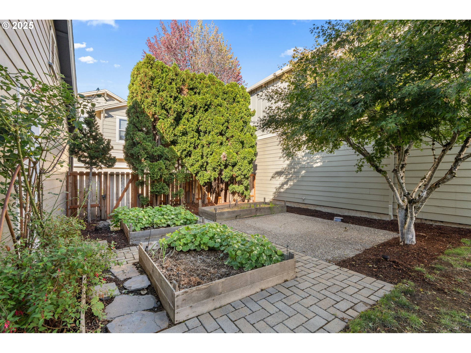6133 NE ROSEBAY DR, Hillsboro