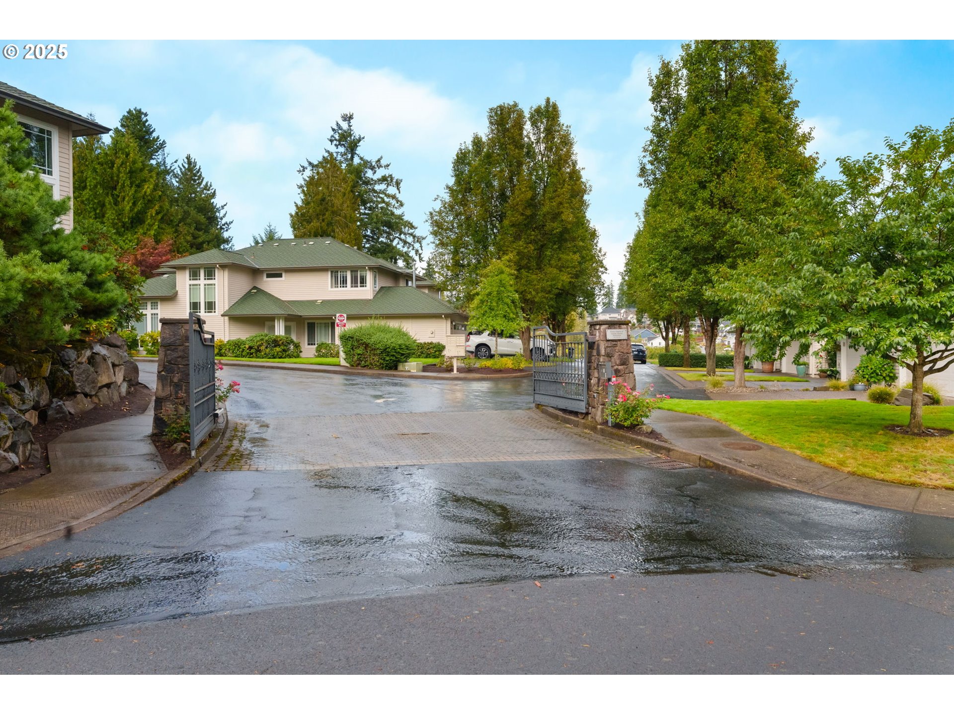 21955 CHELAN LOOP