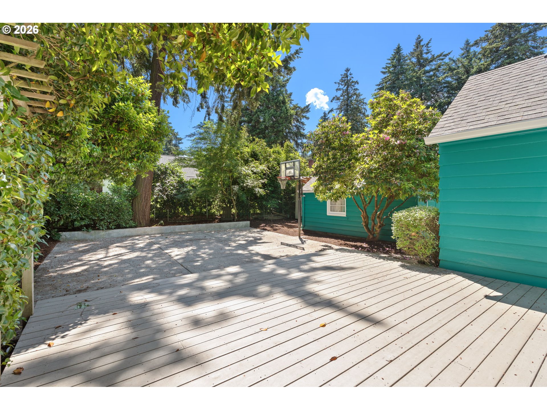 10030 NE SKIDMORE ST