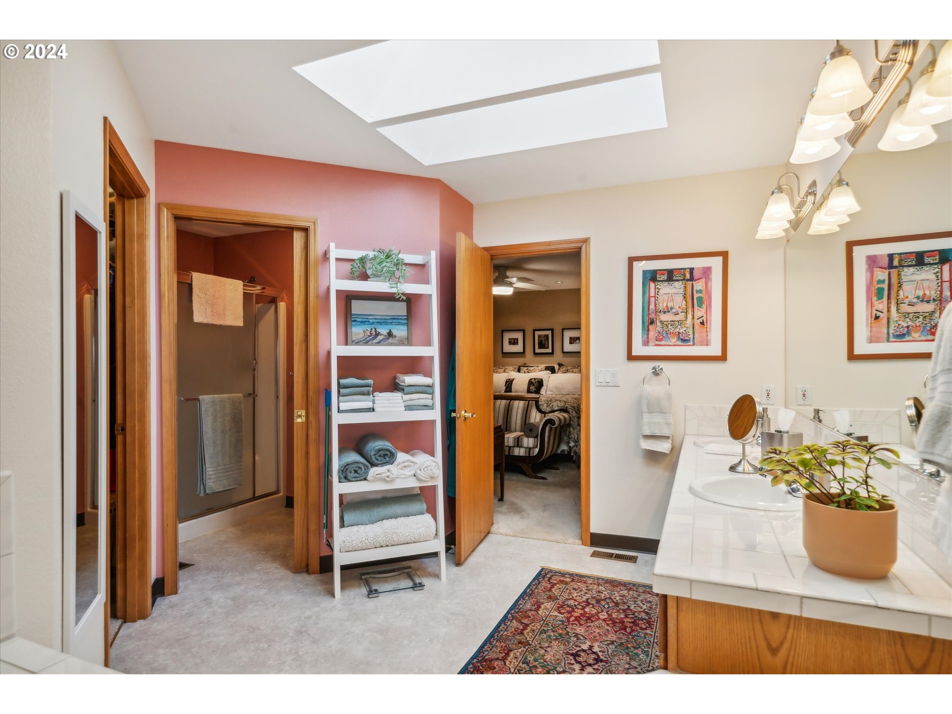 11825 SE SUNNY WAY
