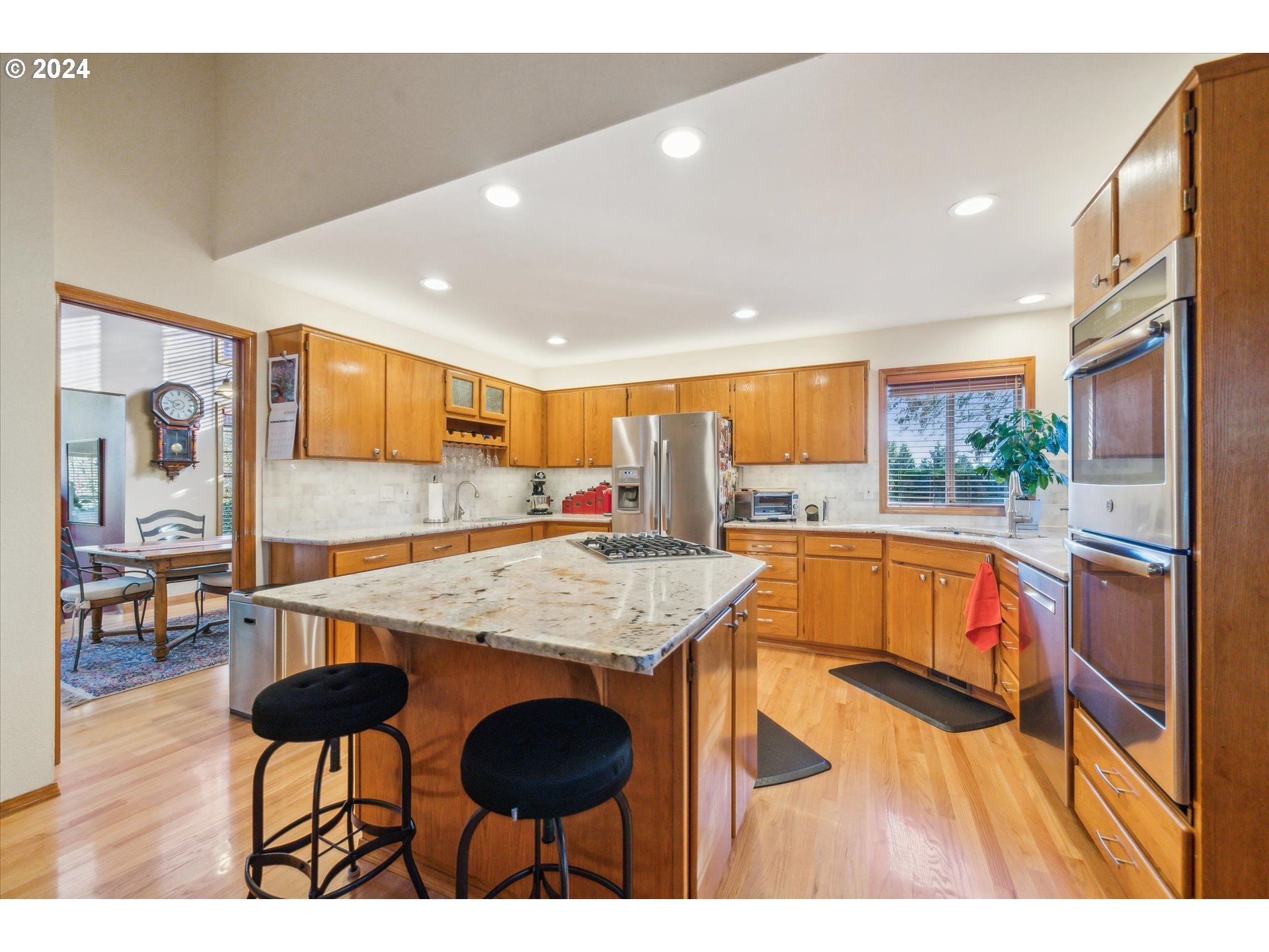 11825 SE SUNNY WAY
