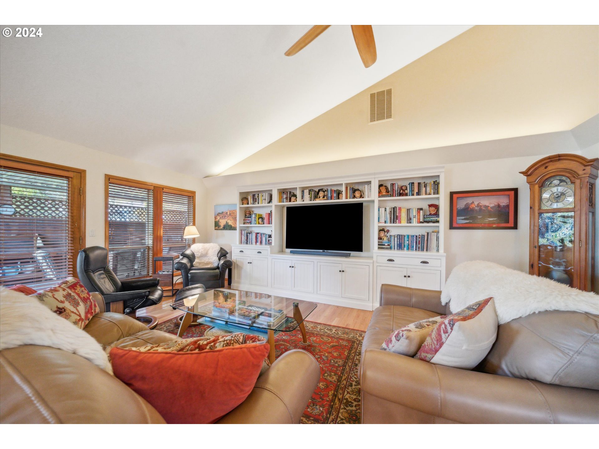 11825 SE SUNNY WAY