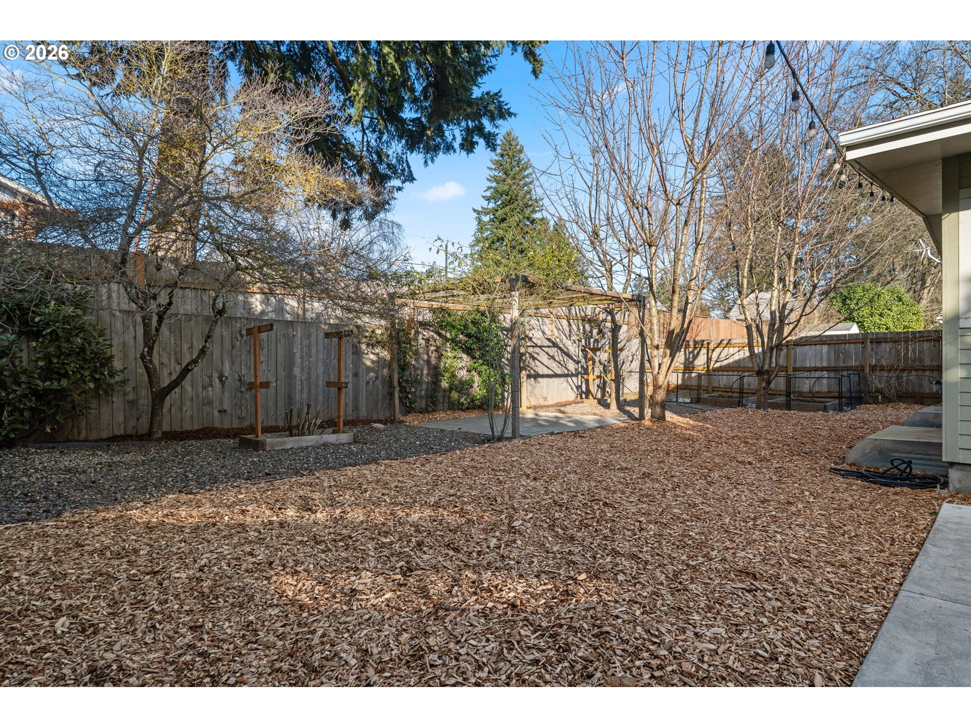 4205 SE WASHINGTON ST