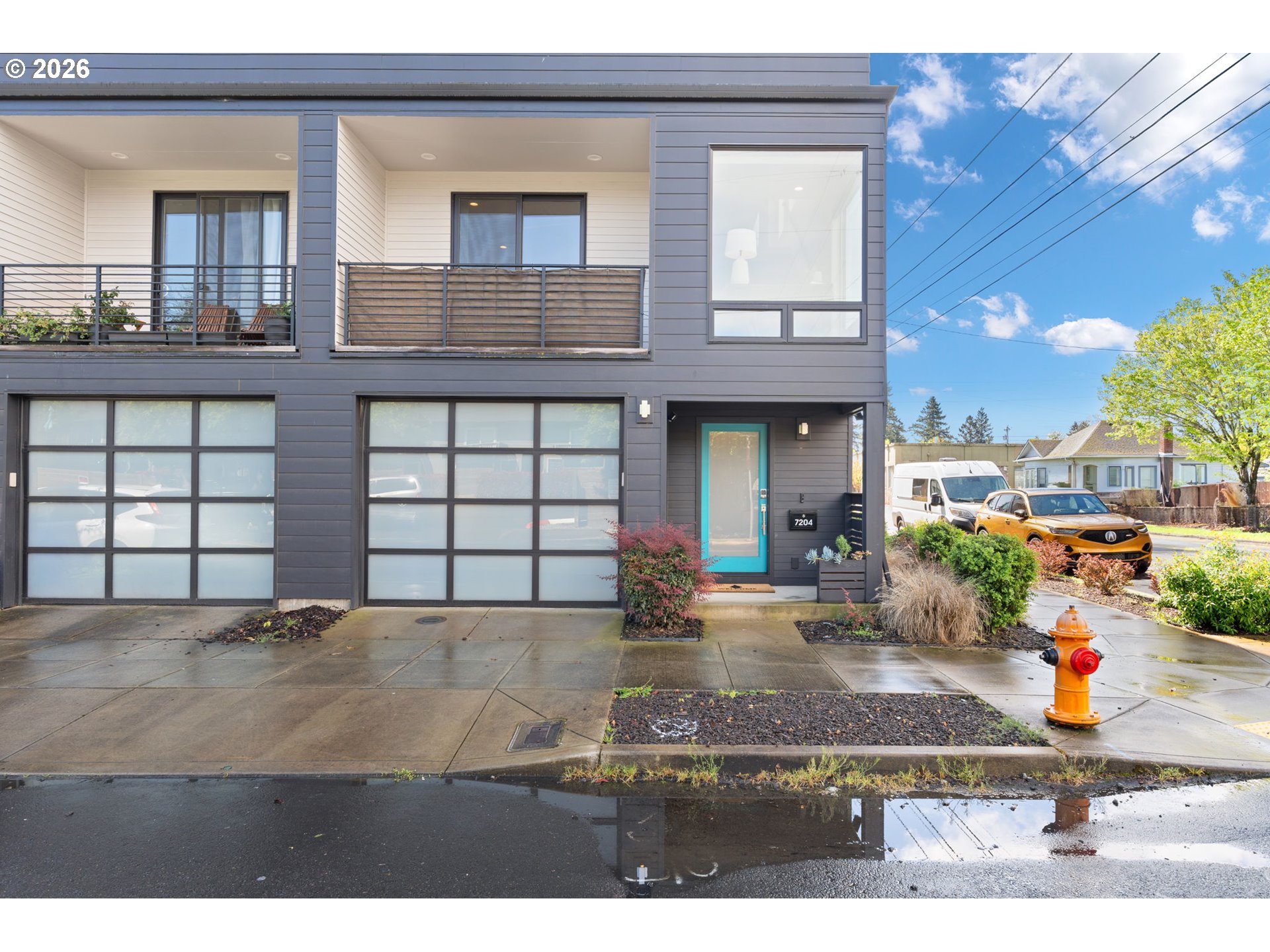 7204 SE STEELE ST