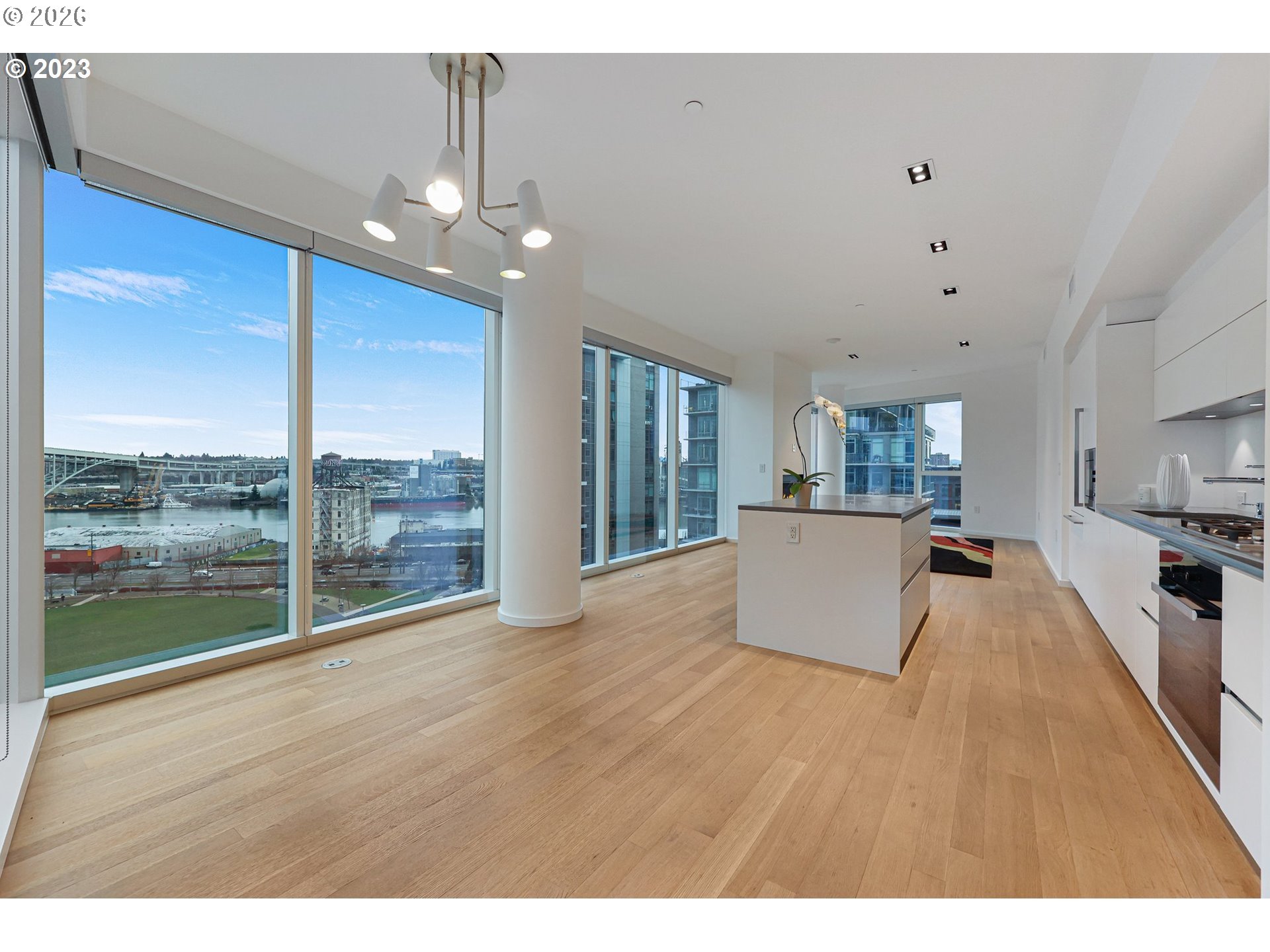 1075 NW NORTHRUP ST NW 1017