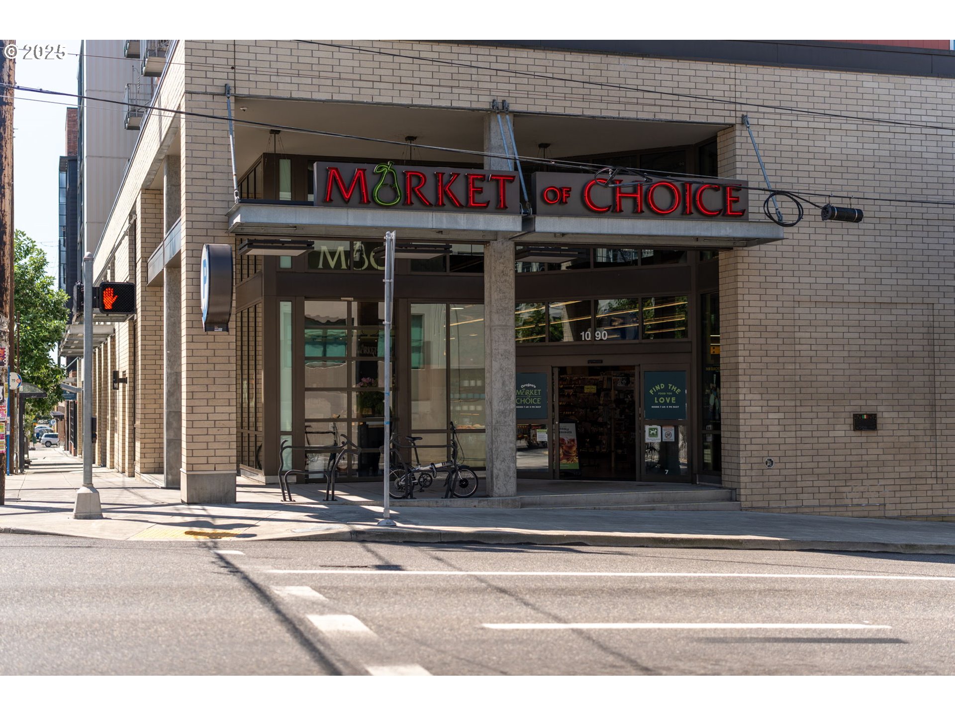 928 SE 18TH AVE
