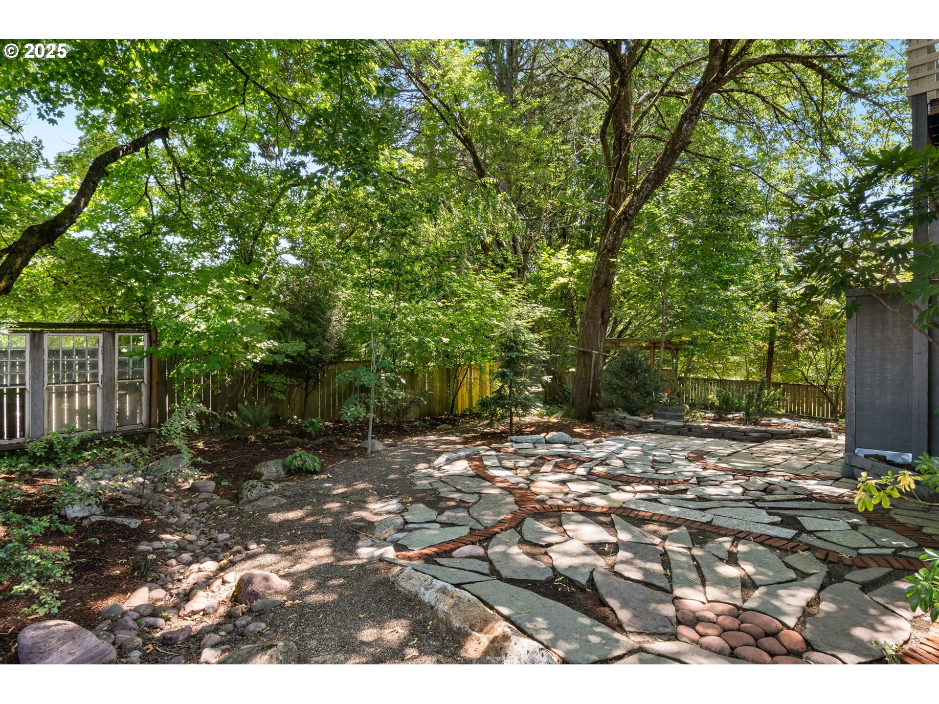 928 SE 18TH AVE