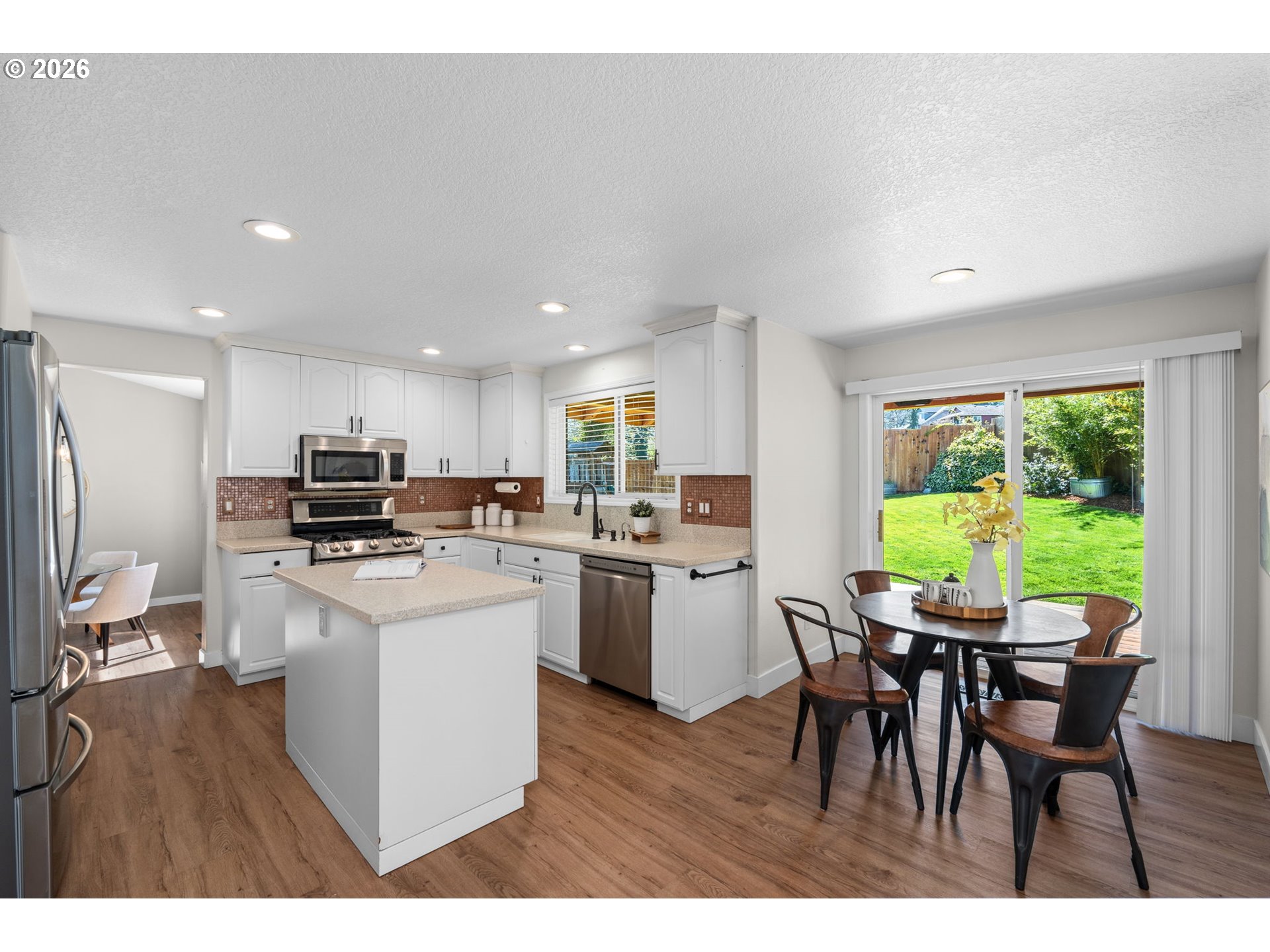 17369 WAKE ROBIN CIR