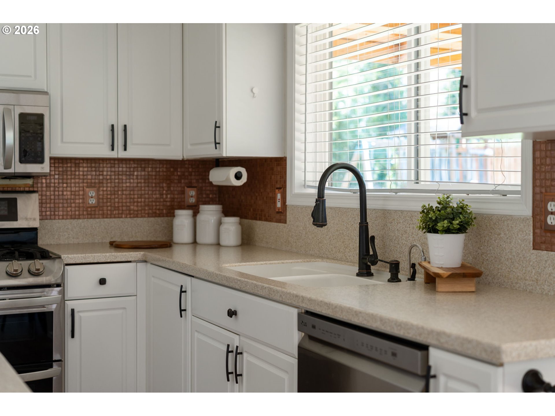 17369 WAKE ROBIN CIR