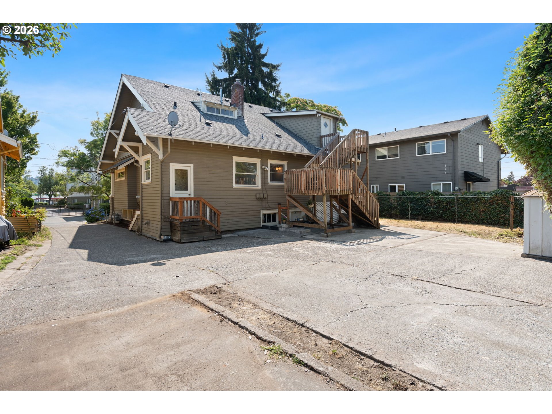 3315 NE 68TH AVE