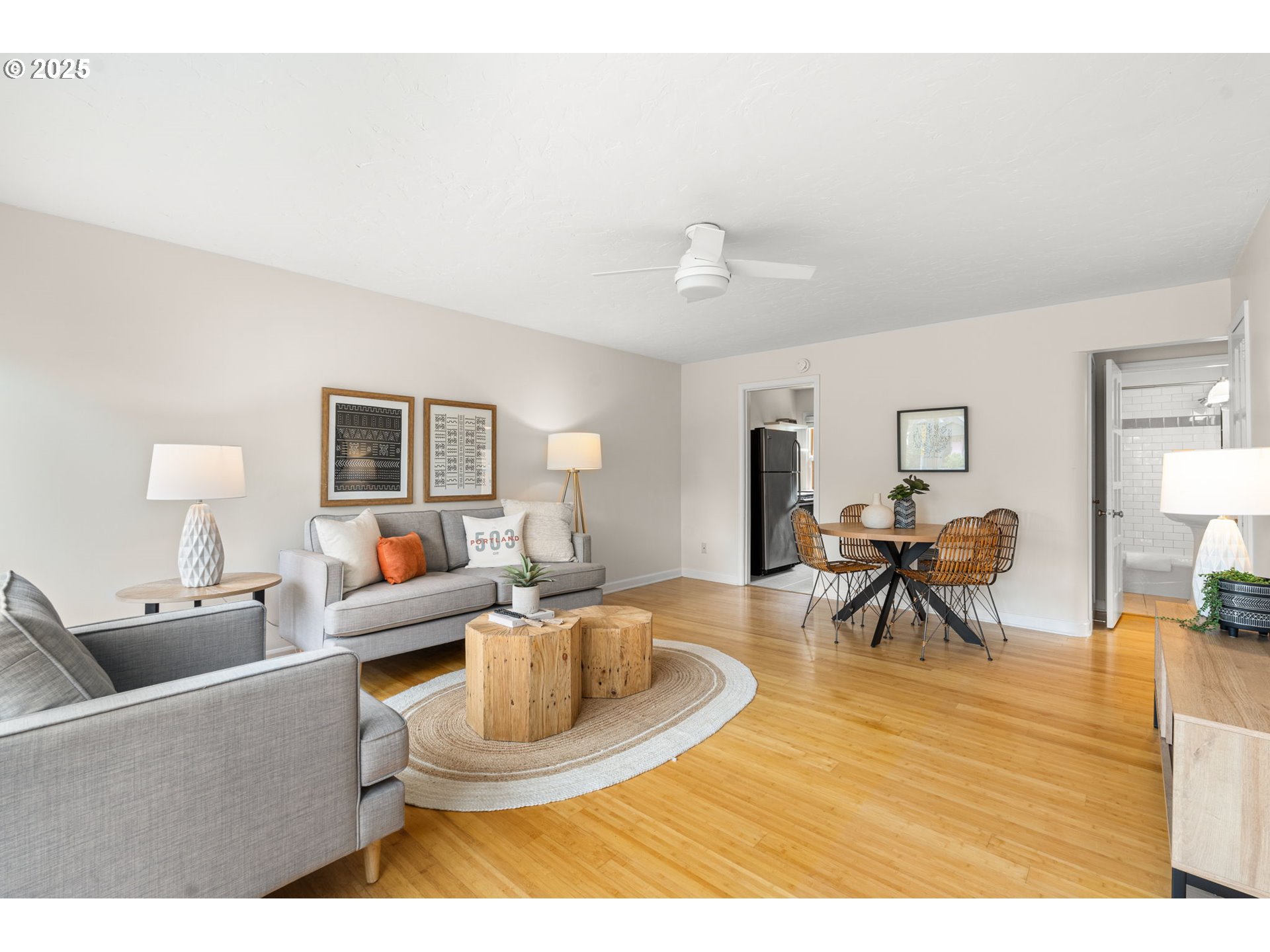 2438 NE KILLINGSWORTH ST 4