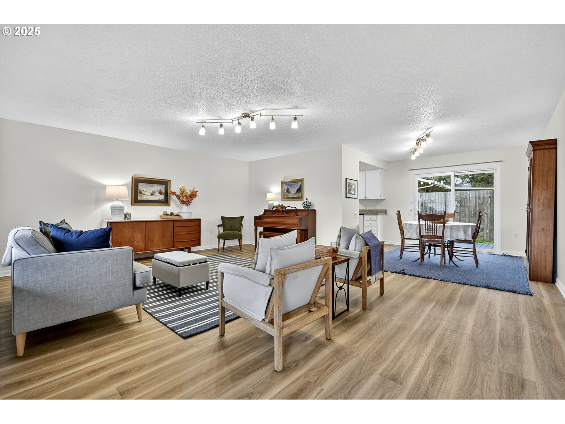 12285 SW KING RICHARD DR SW