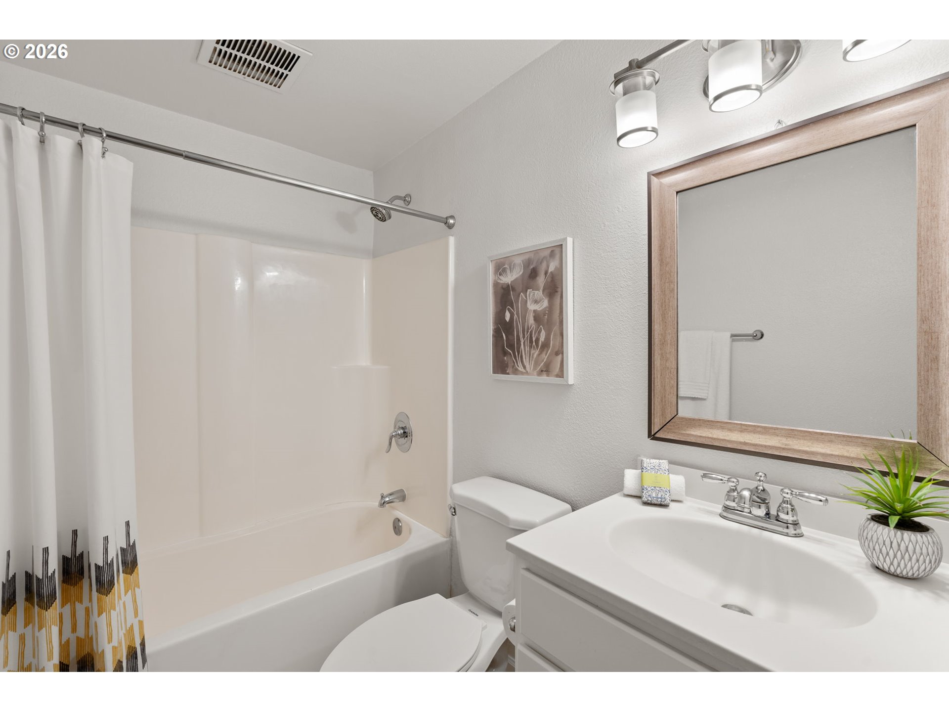 7112 N RICHMOND AVE 6