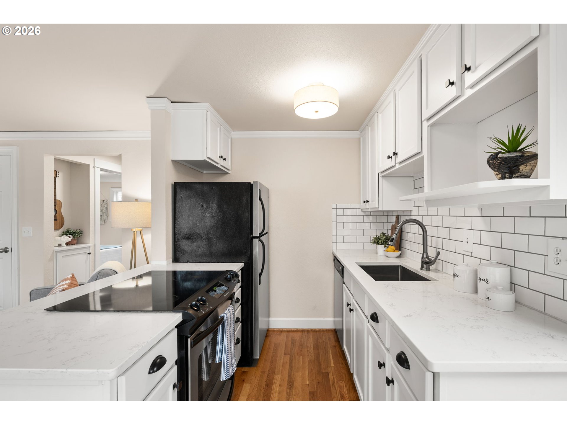 7112 N RICHMOND AVE 6