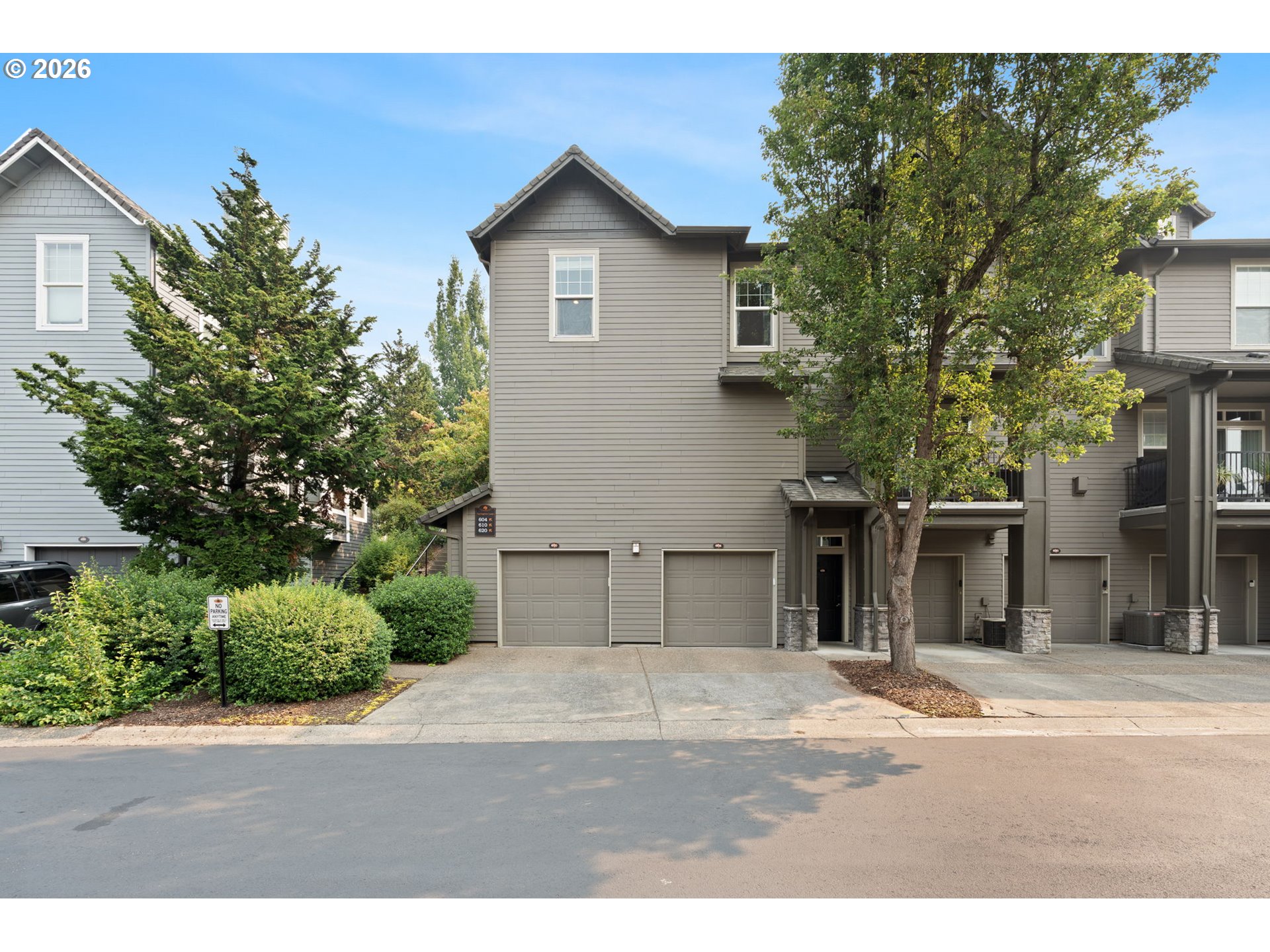 604 SPRINGTREE LN