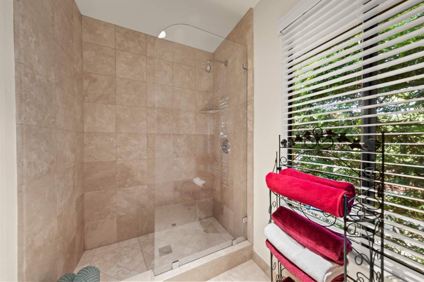 3041 Strawberry Hill Road