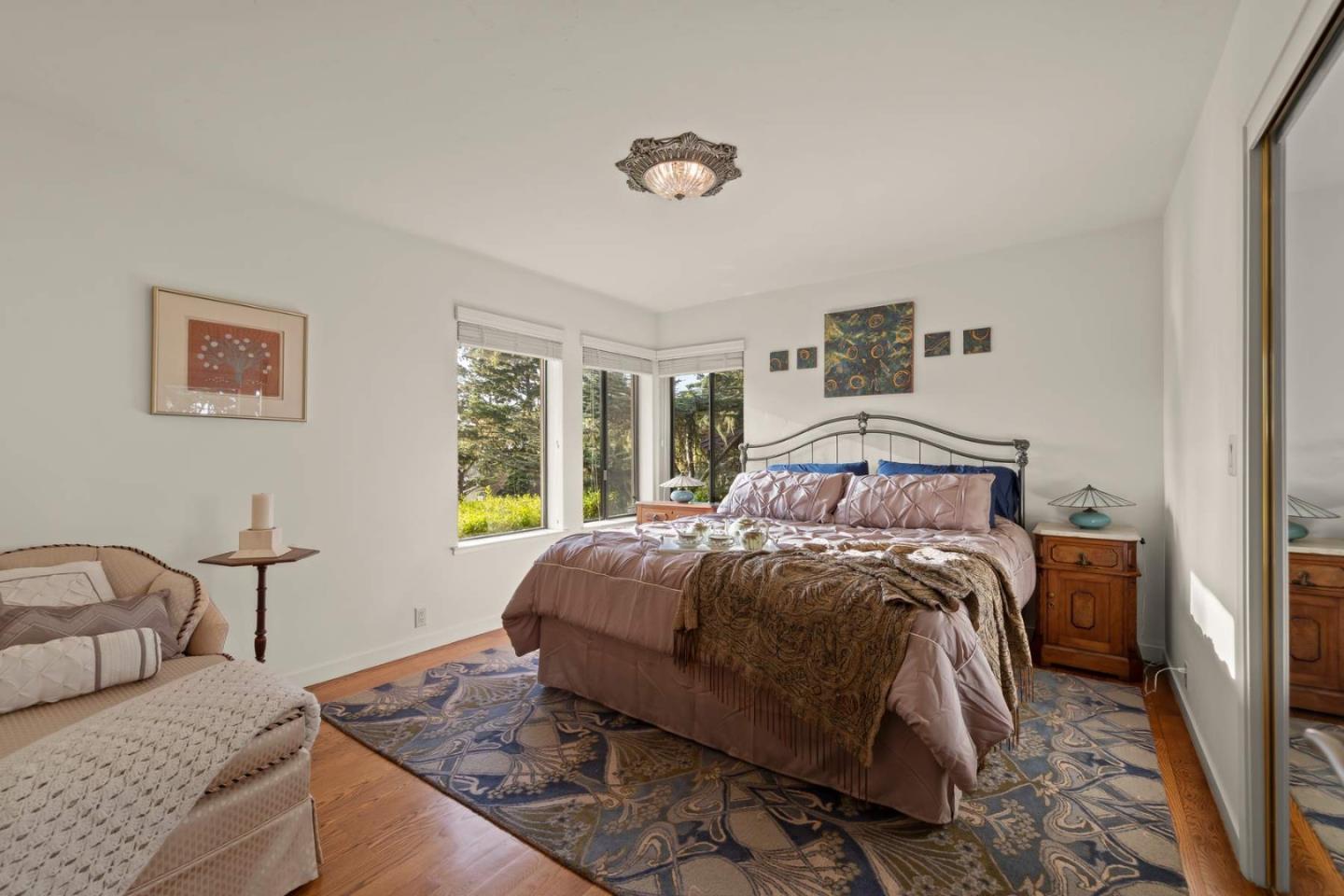 3041 Strawberry Hill Road