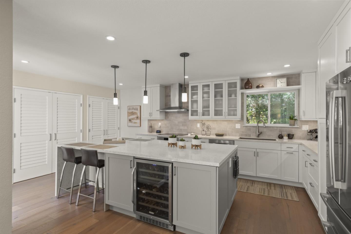 400 Mar Vista Drive 5