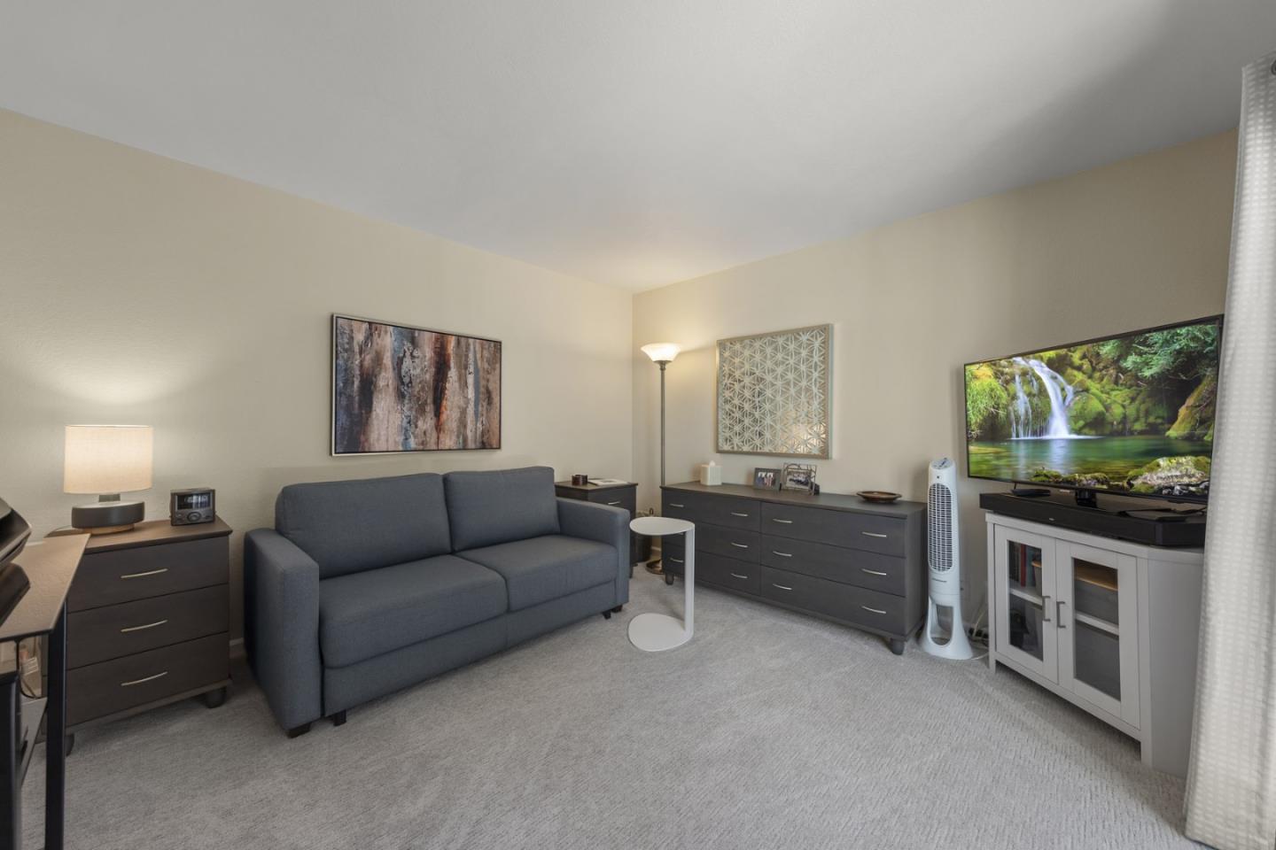 400 Mar Vista Drive 5