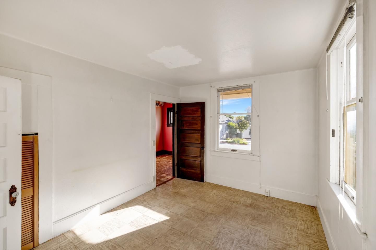 486 VAN BUREN ST