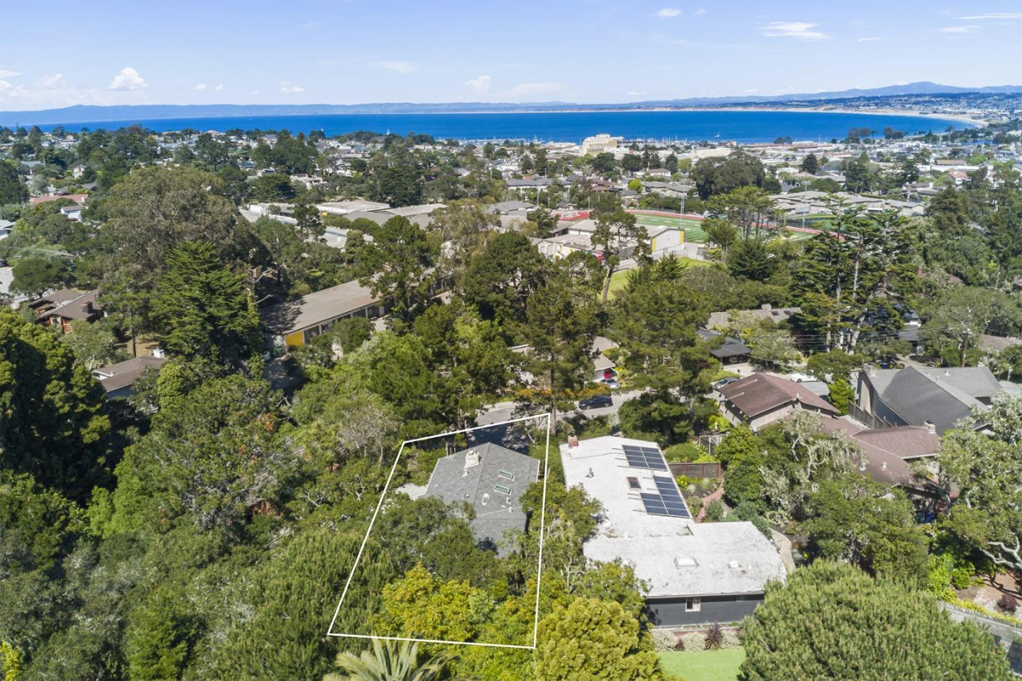 710 Woodcrest Lane