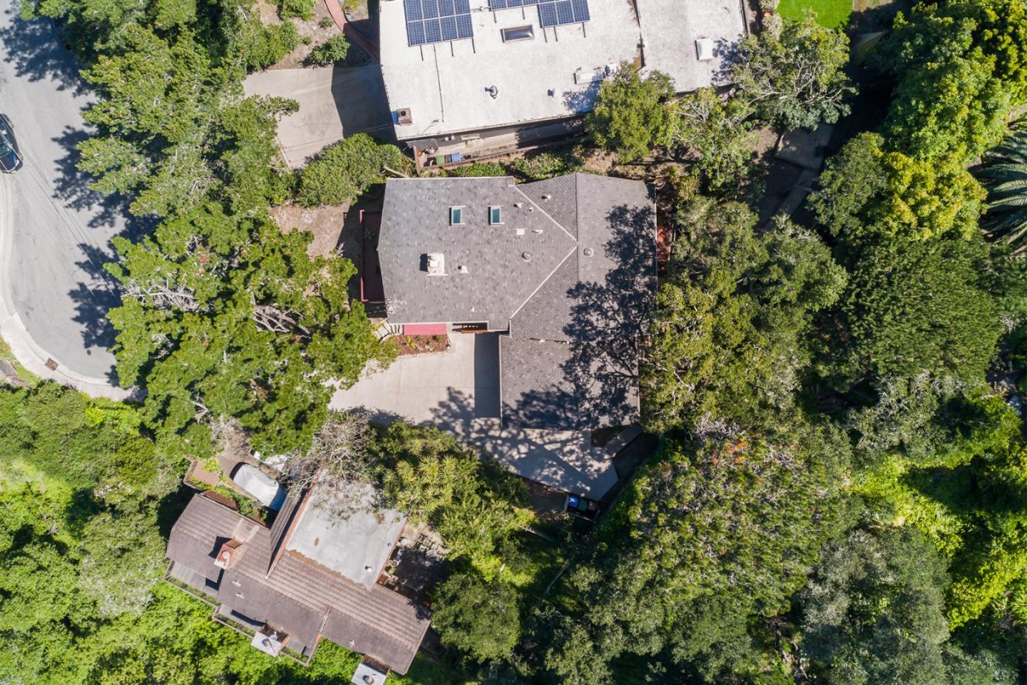 710 Woodcrest Lane