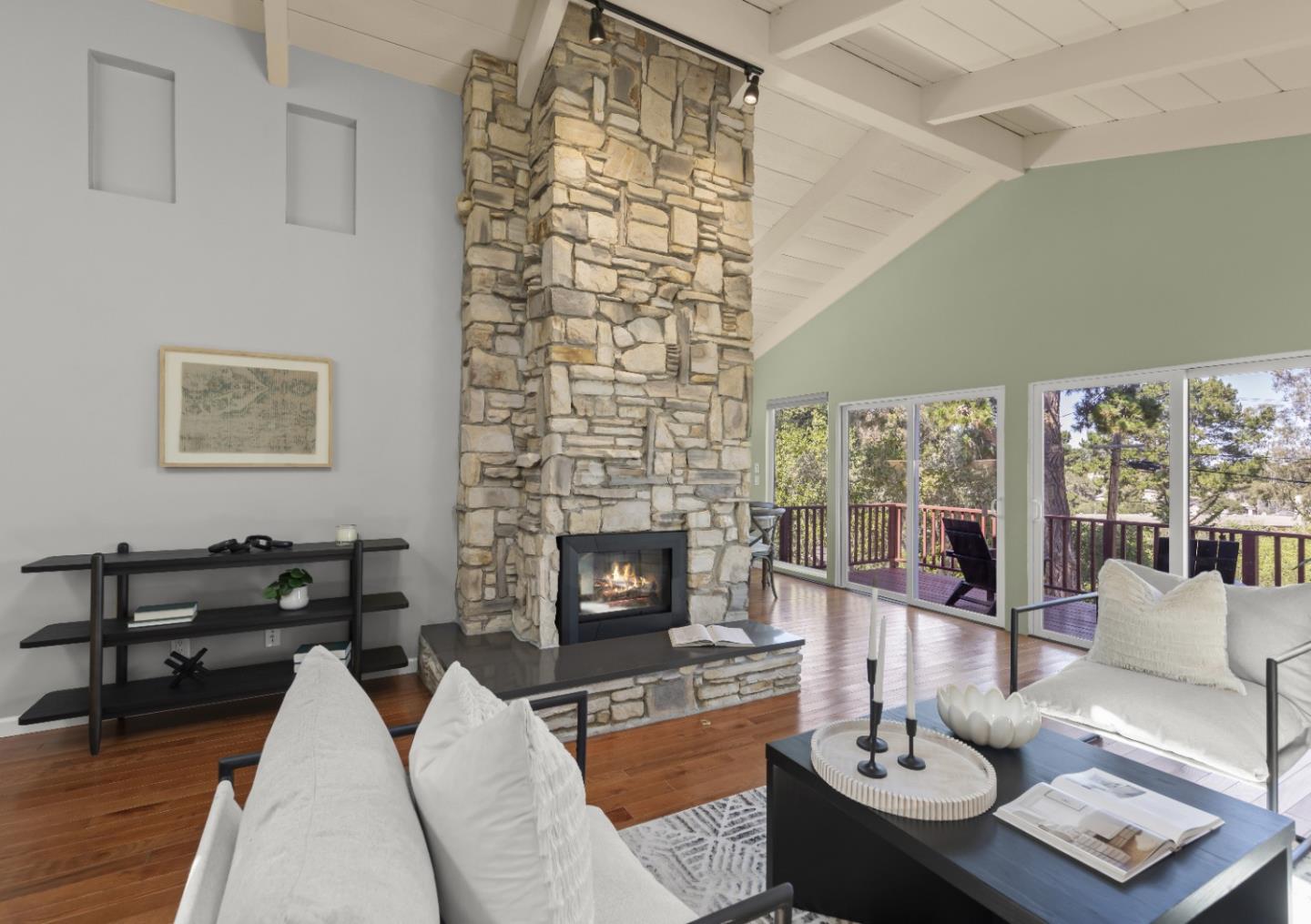 710 Woodcrest Lane
