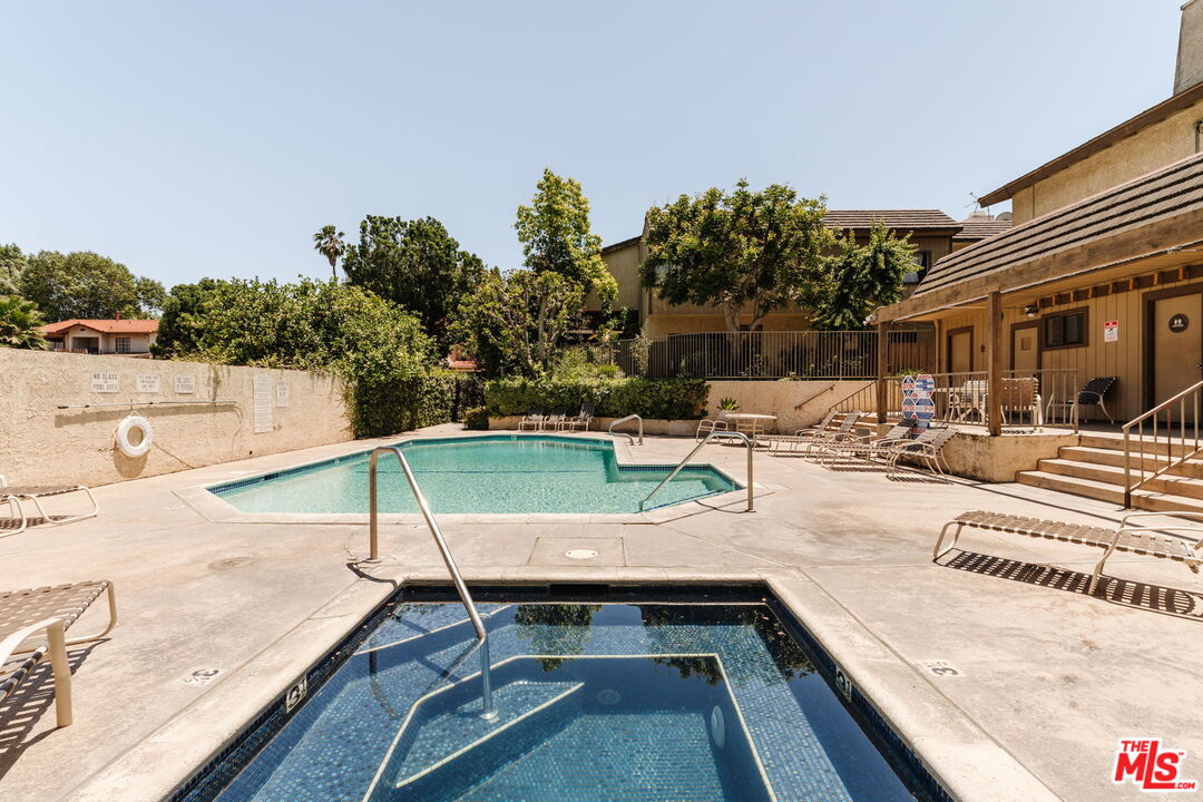 15023 Sherman Way Unit: E