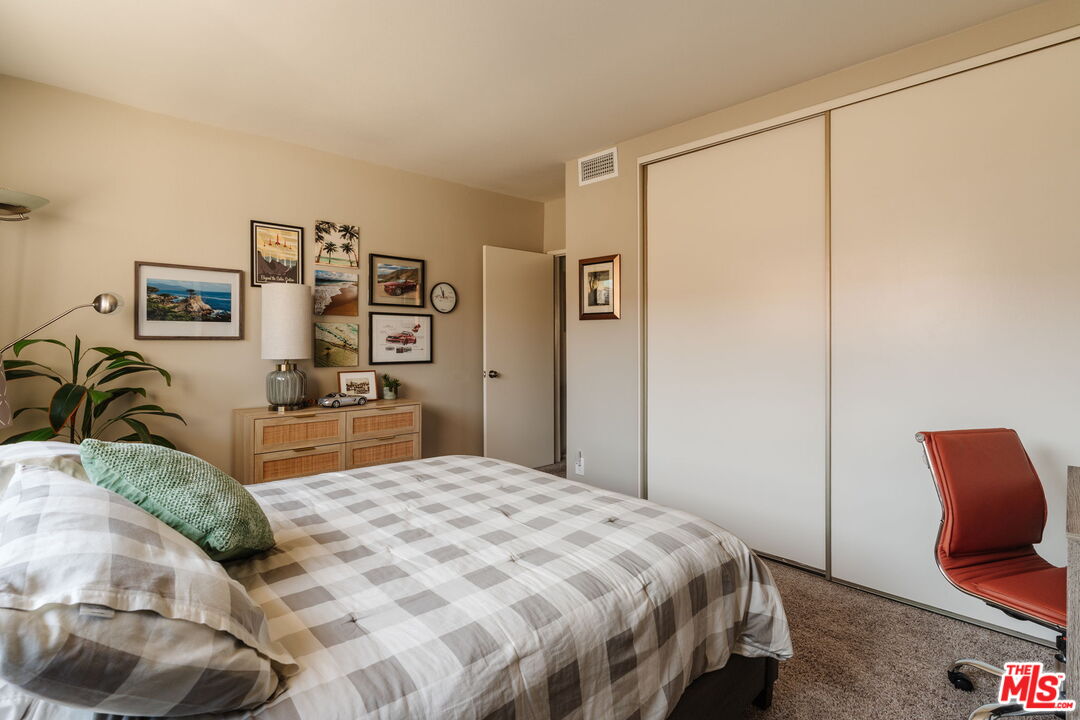 15023 Sherman Way Unit: E