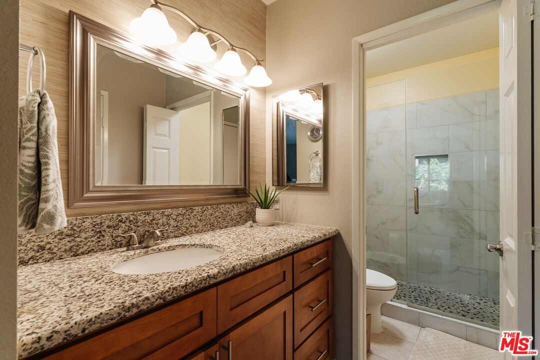 15023 Sherman Way Unit: E