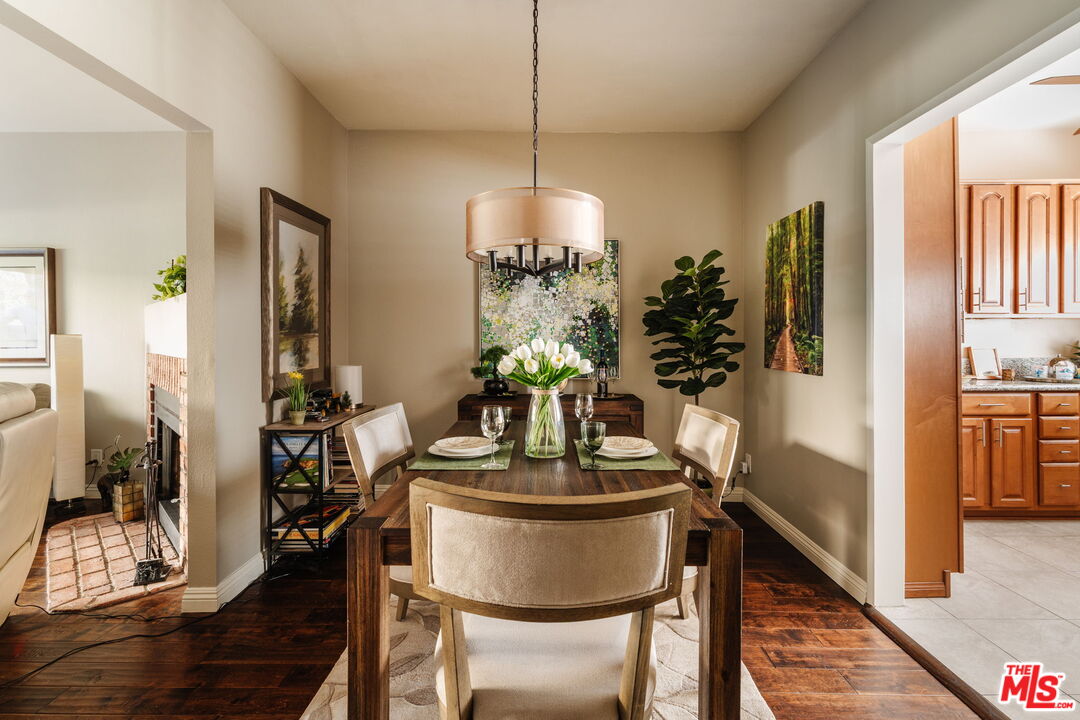 15023 Sherman Way Unit: E