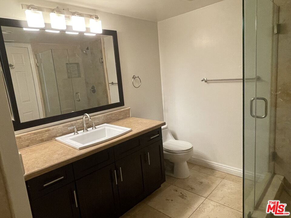 431 N Doheny Dr Unit: 3