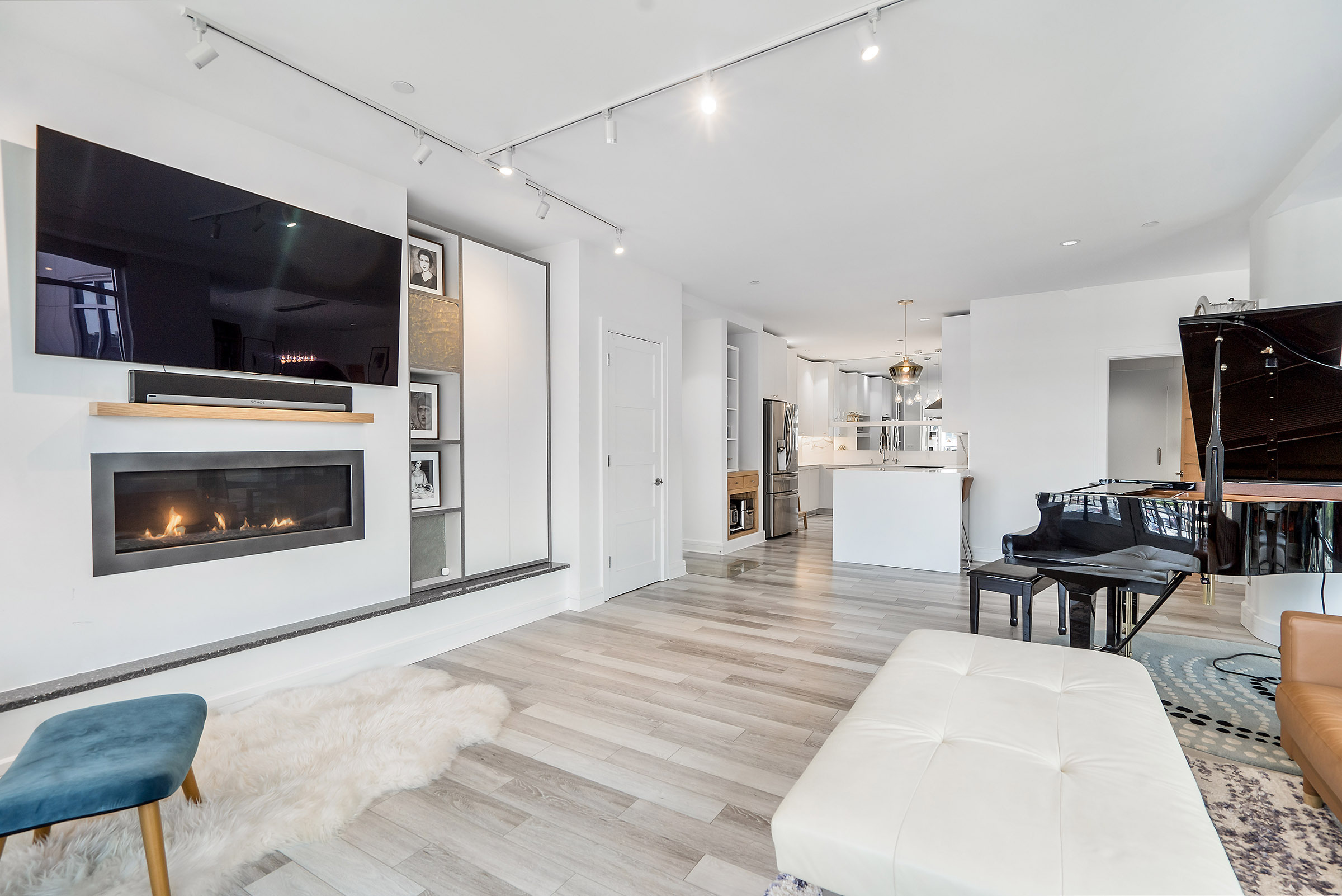 429 N Pennsylvania Street Unit: UNIT 702