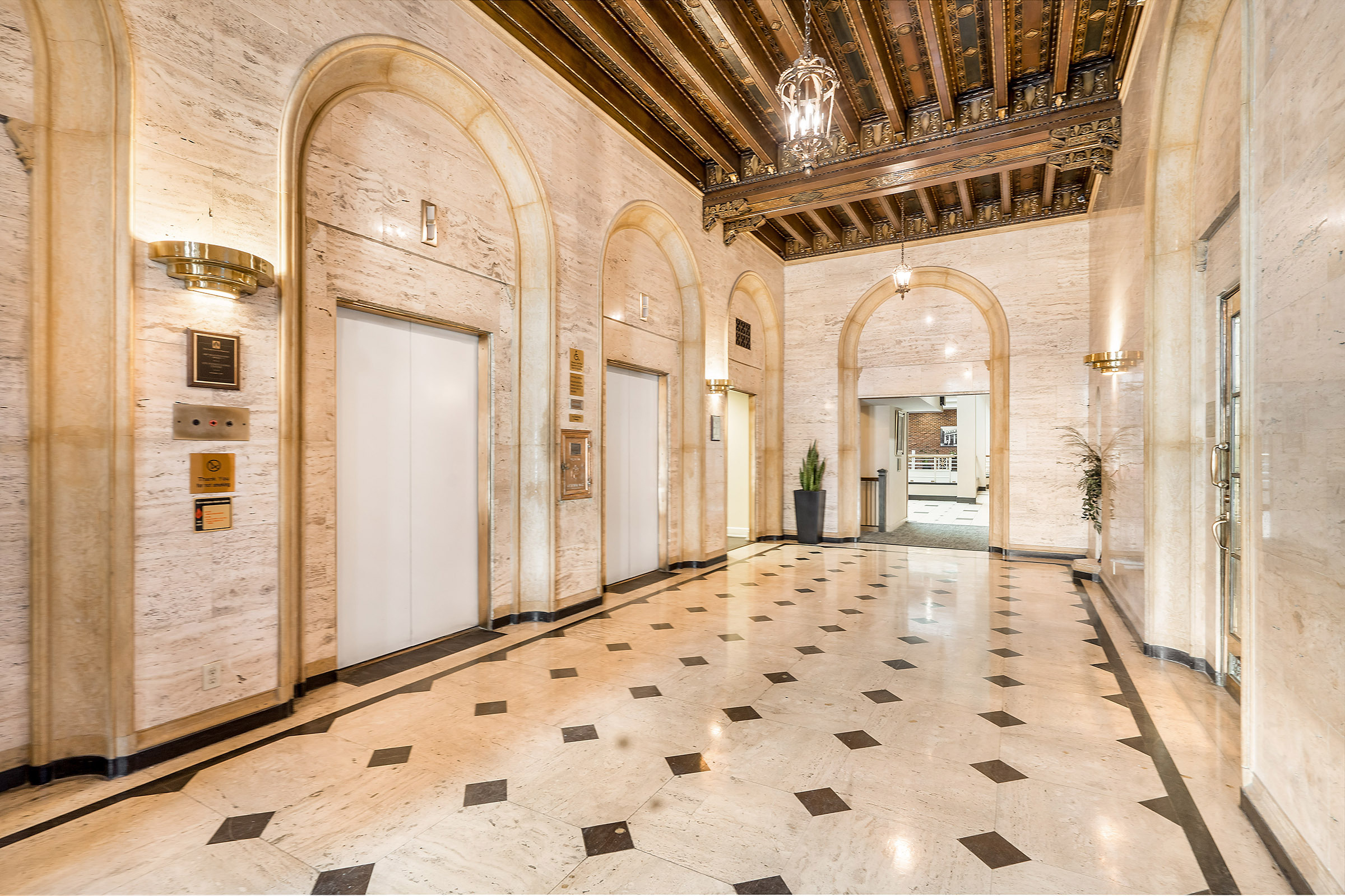429 N Pennsylvania Street Unit: UNIT 702