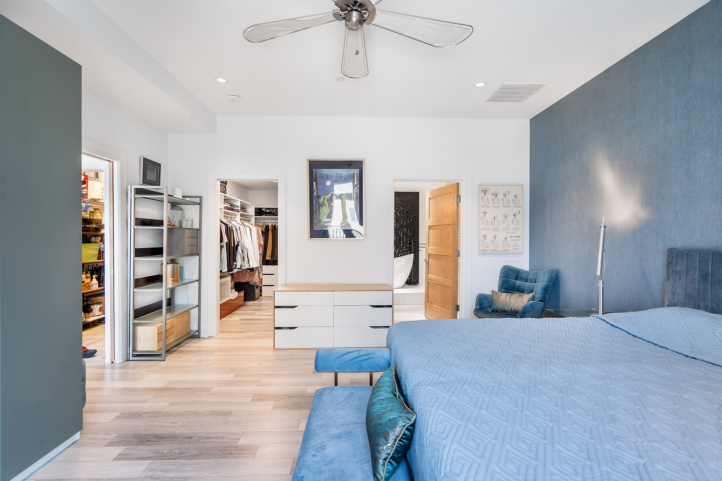 429 N Pennsylvania Street Unit: UNIT 702