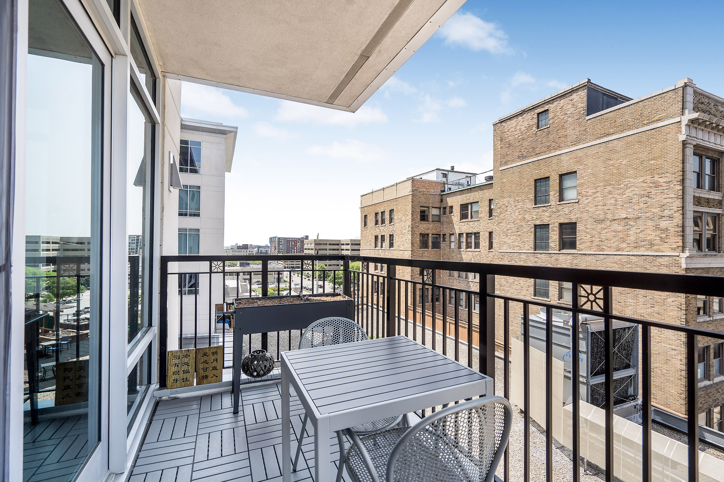 429 N Pennsylvania Street Unit: UNIT 702
