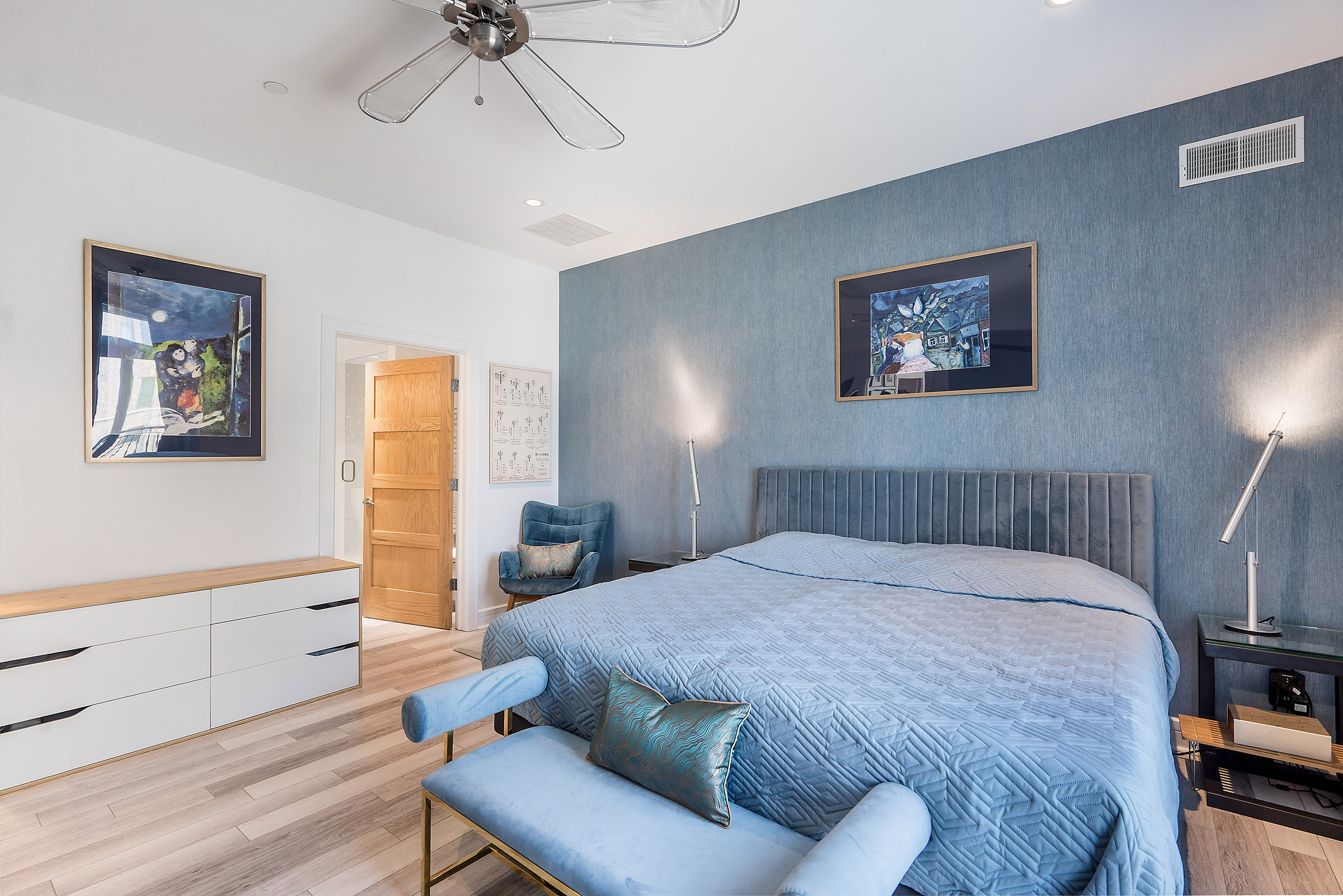 429 N Pennsylvania Street Unit: UNIT 702