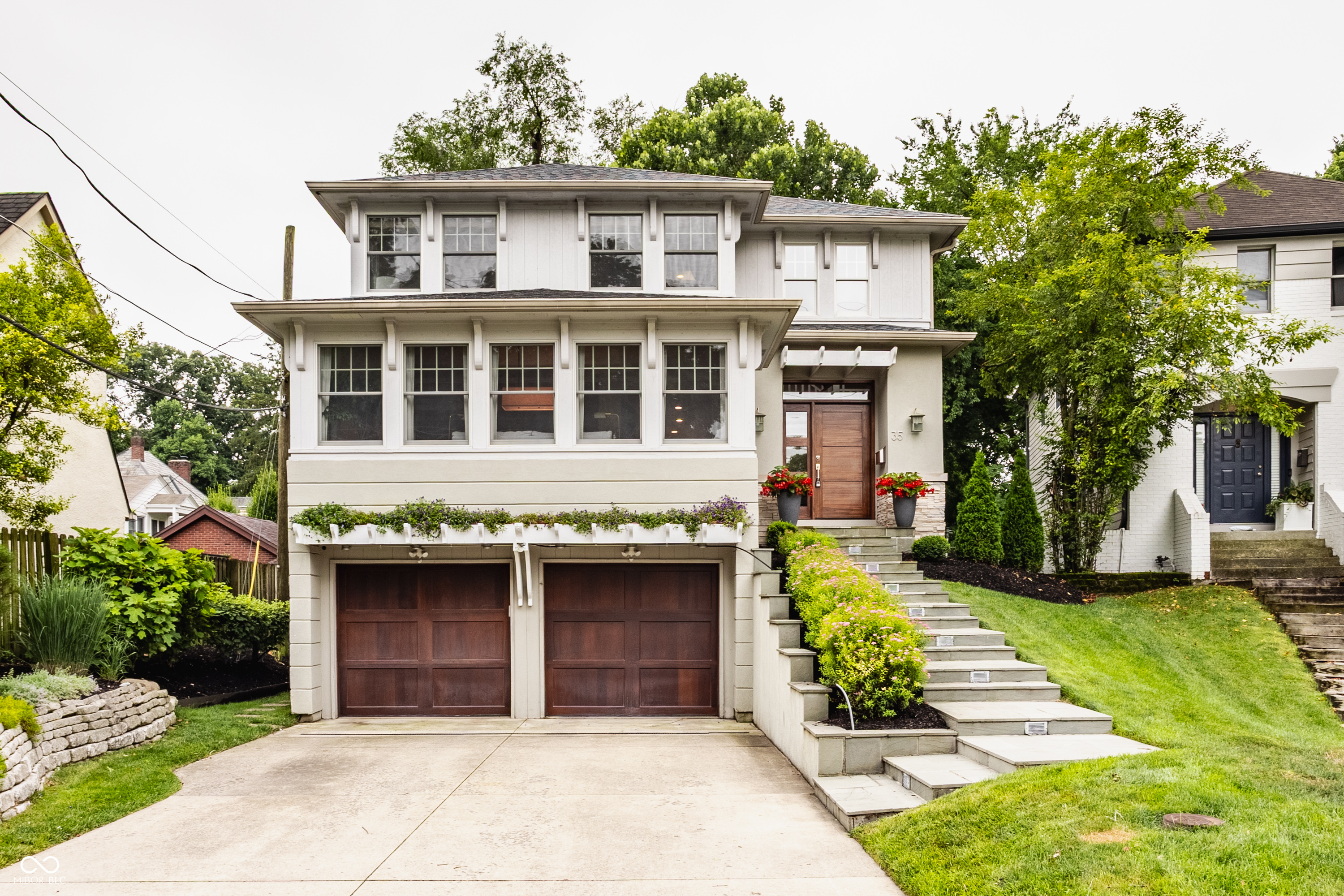 35 E 58th Street