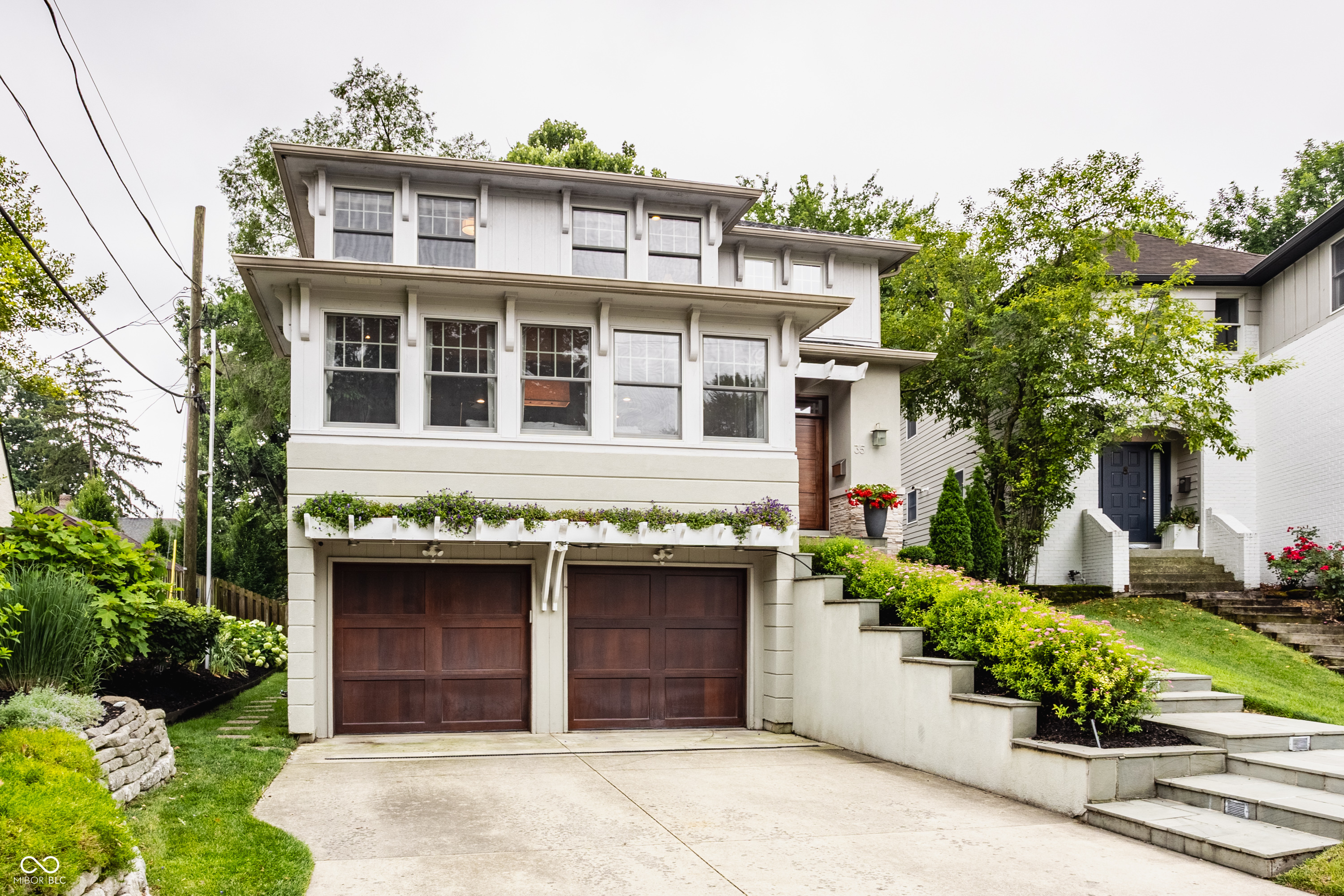 35 E 58th Street