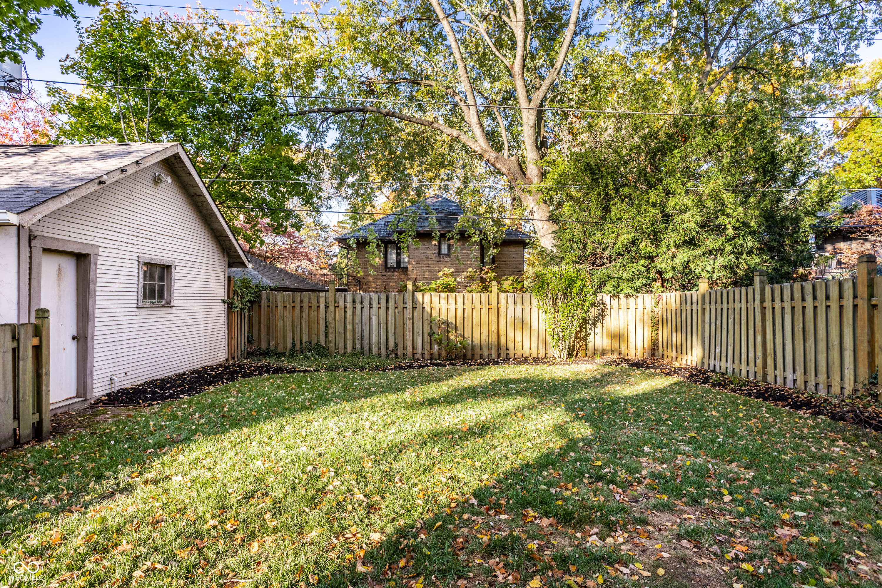 5880 N New Jersey Street