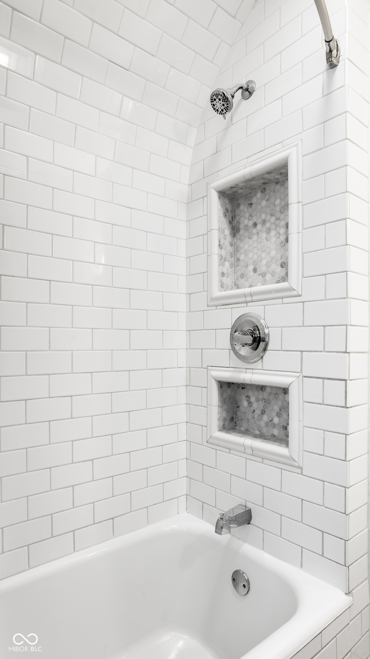 5880 N New Jersey Street