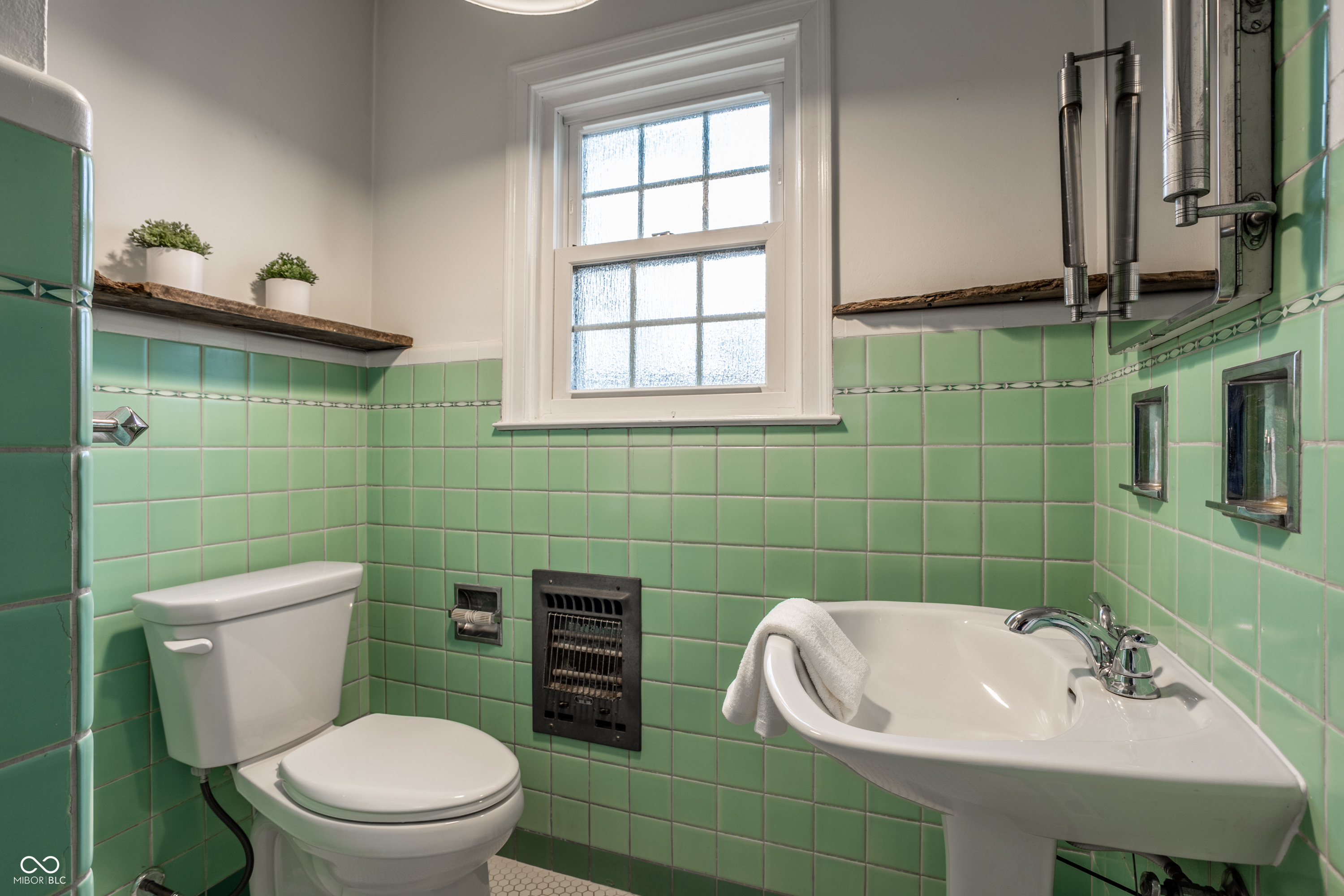 6021 N Meridian Street