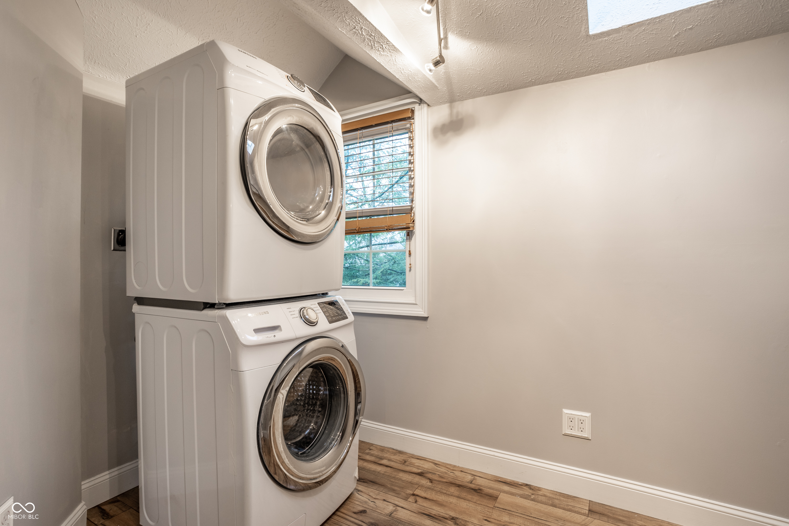 6021 N Meridian Street