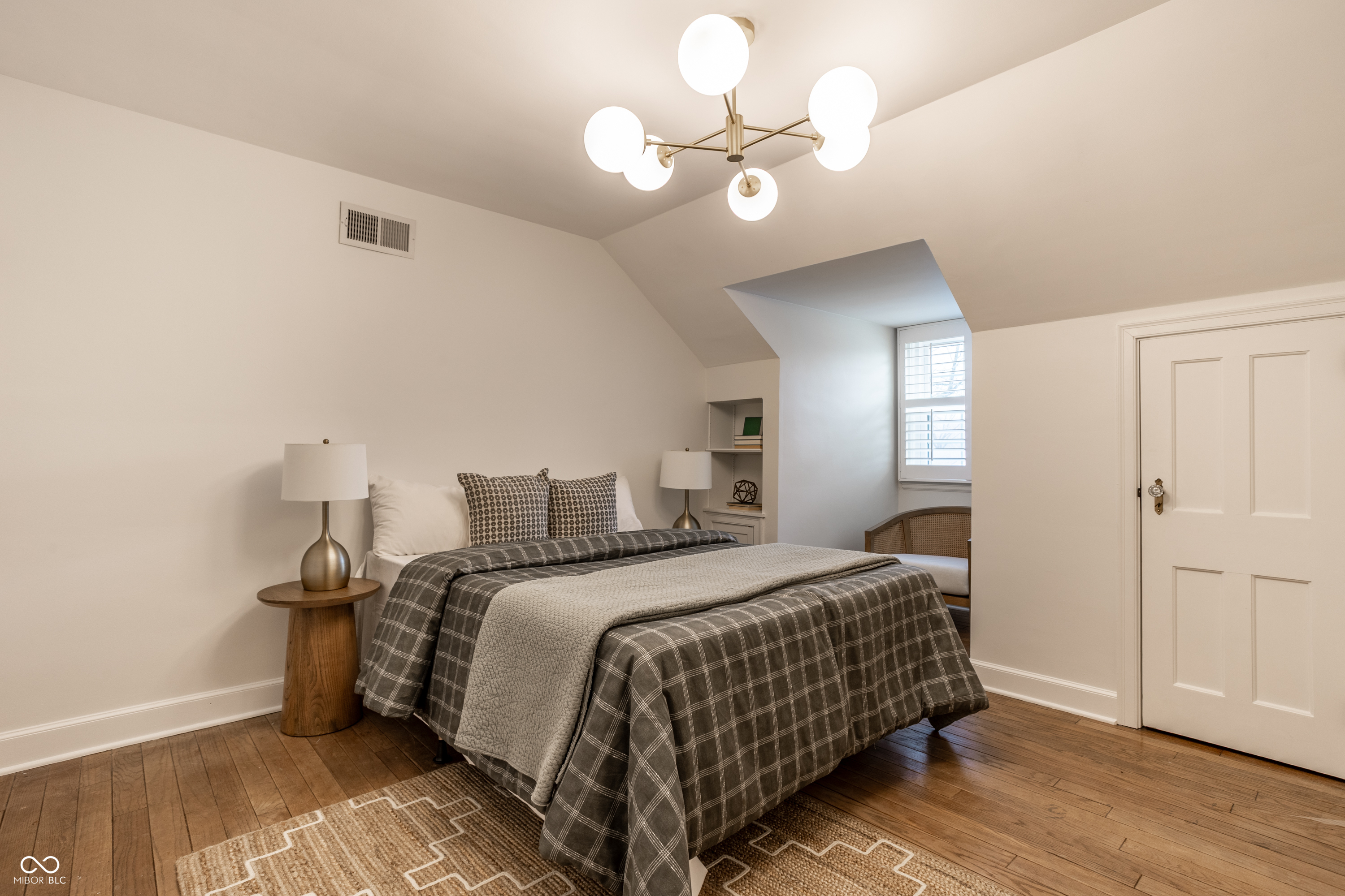 6021 N Meridian Street