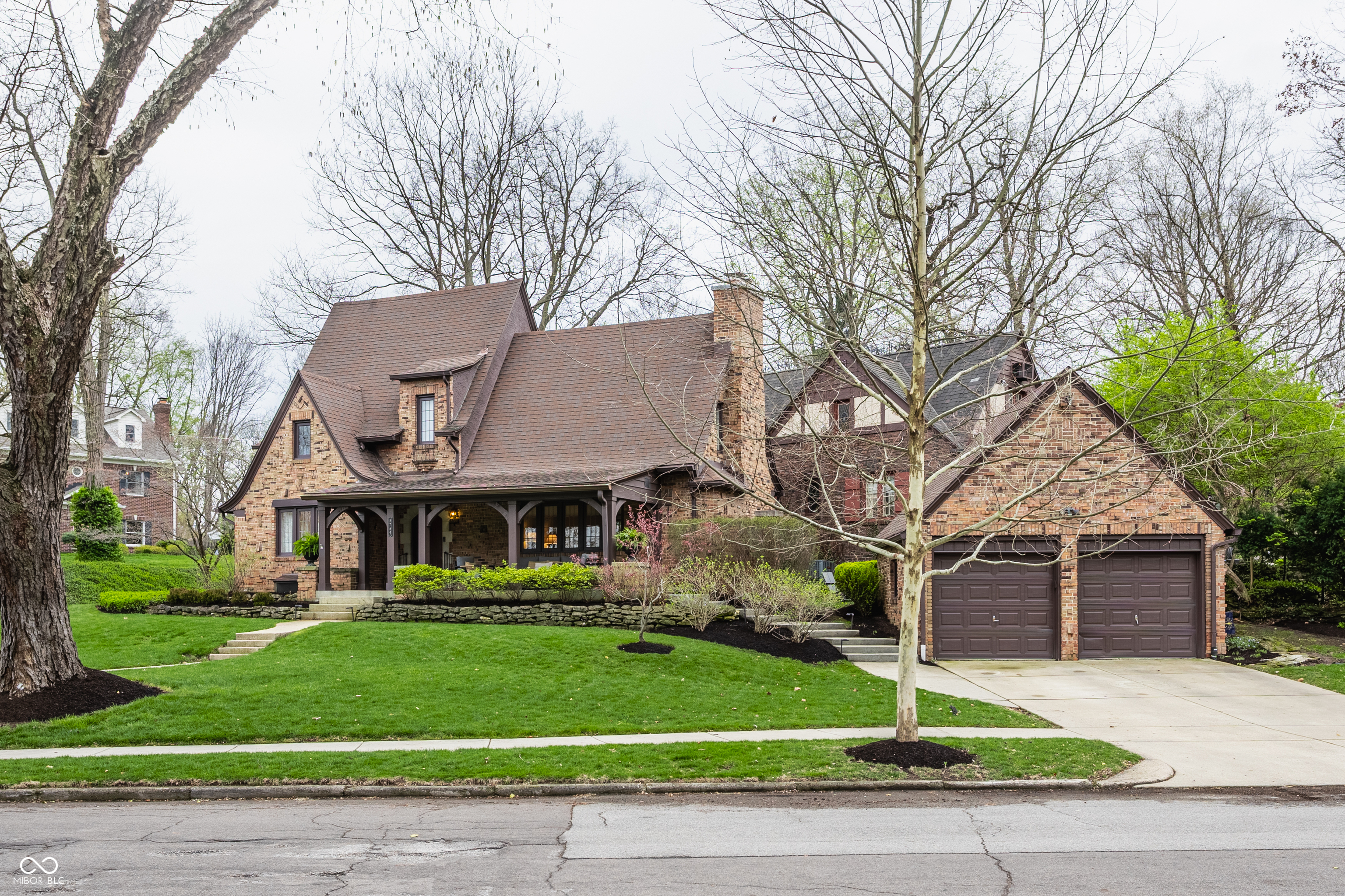 5769 Wildwood Avenue