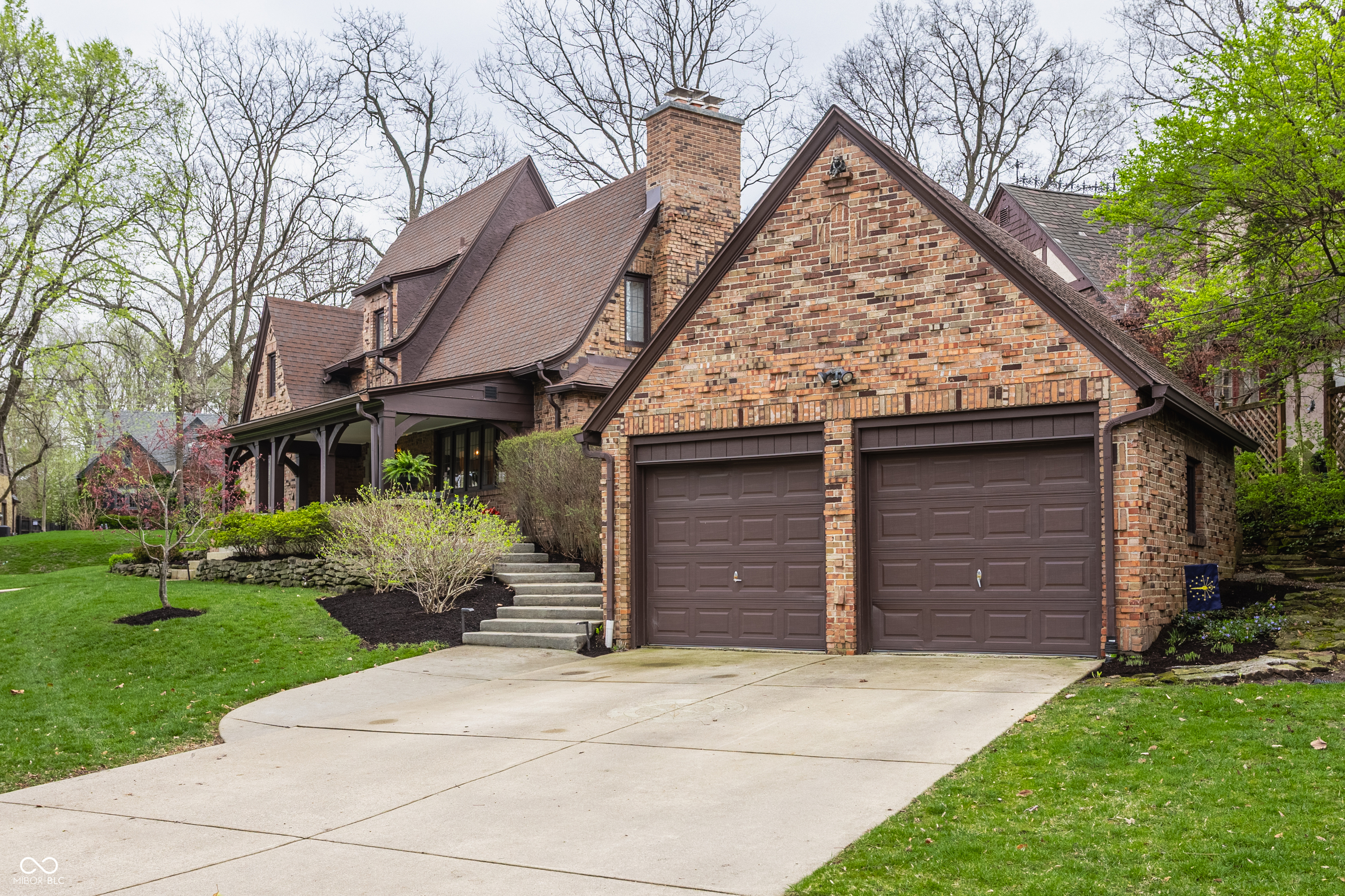 5769 Wildwood Avenue