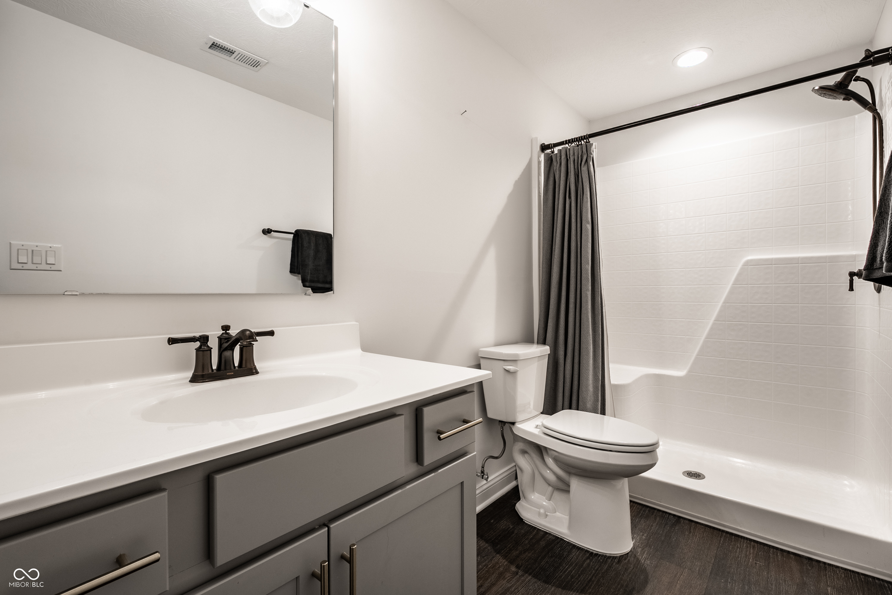 5855 N College Avenue