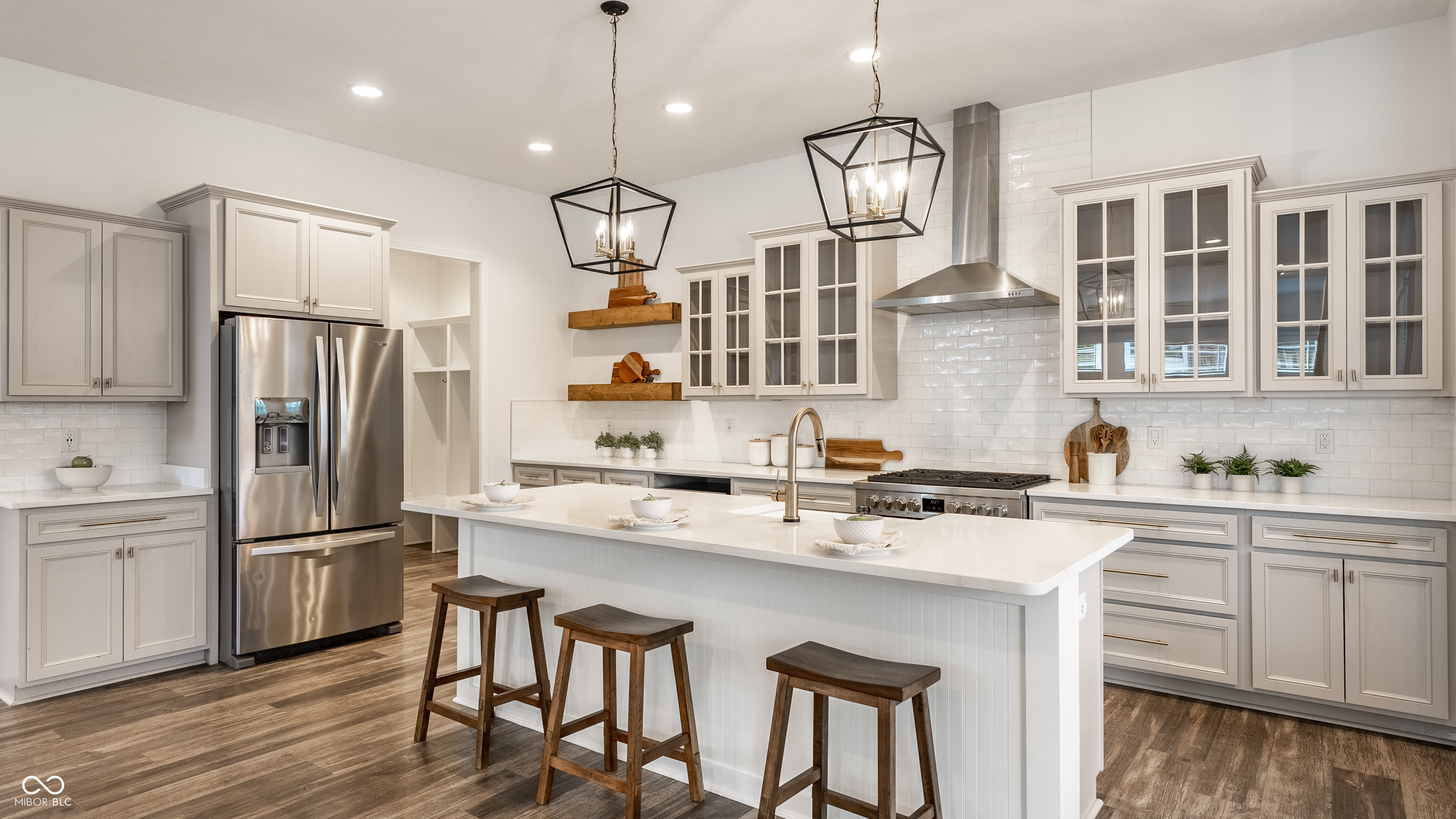 5855 N College Avenue