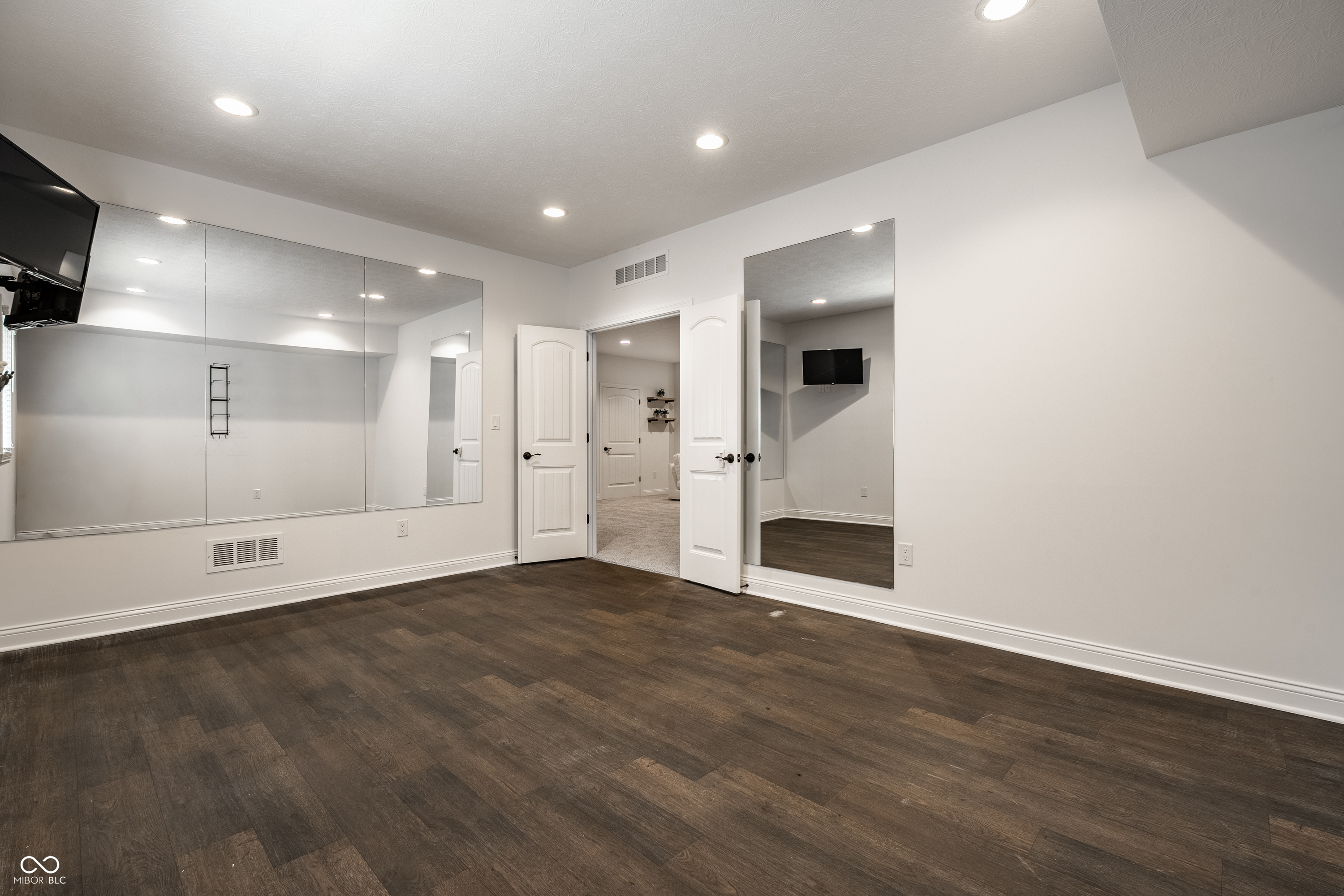 5855 N College Avenue