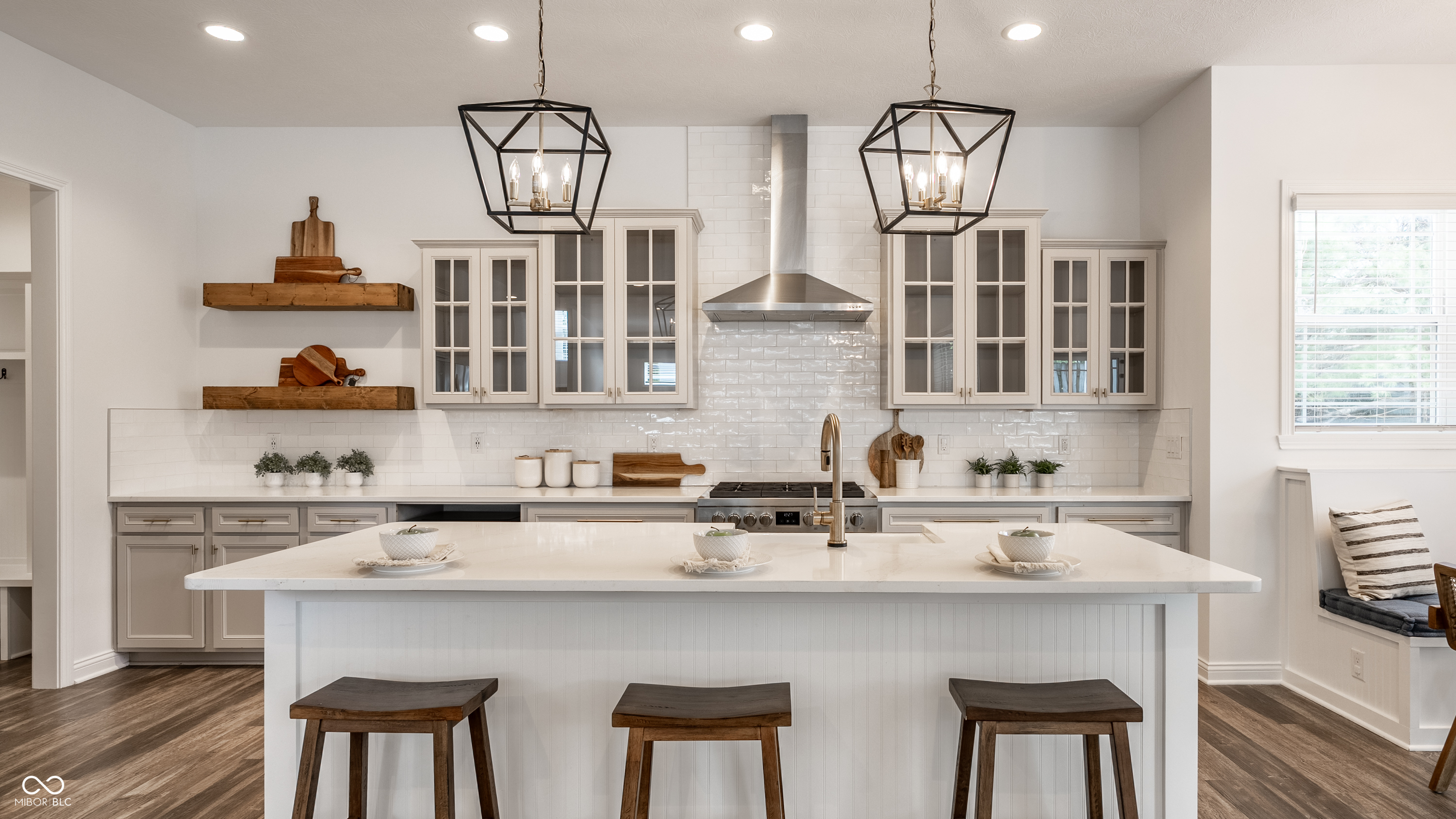 5855 N College Avenue